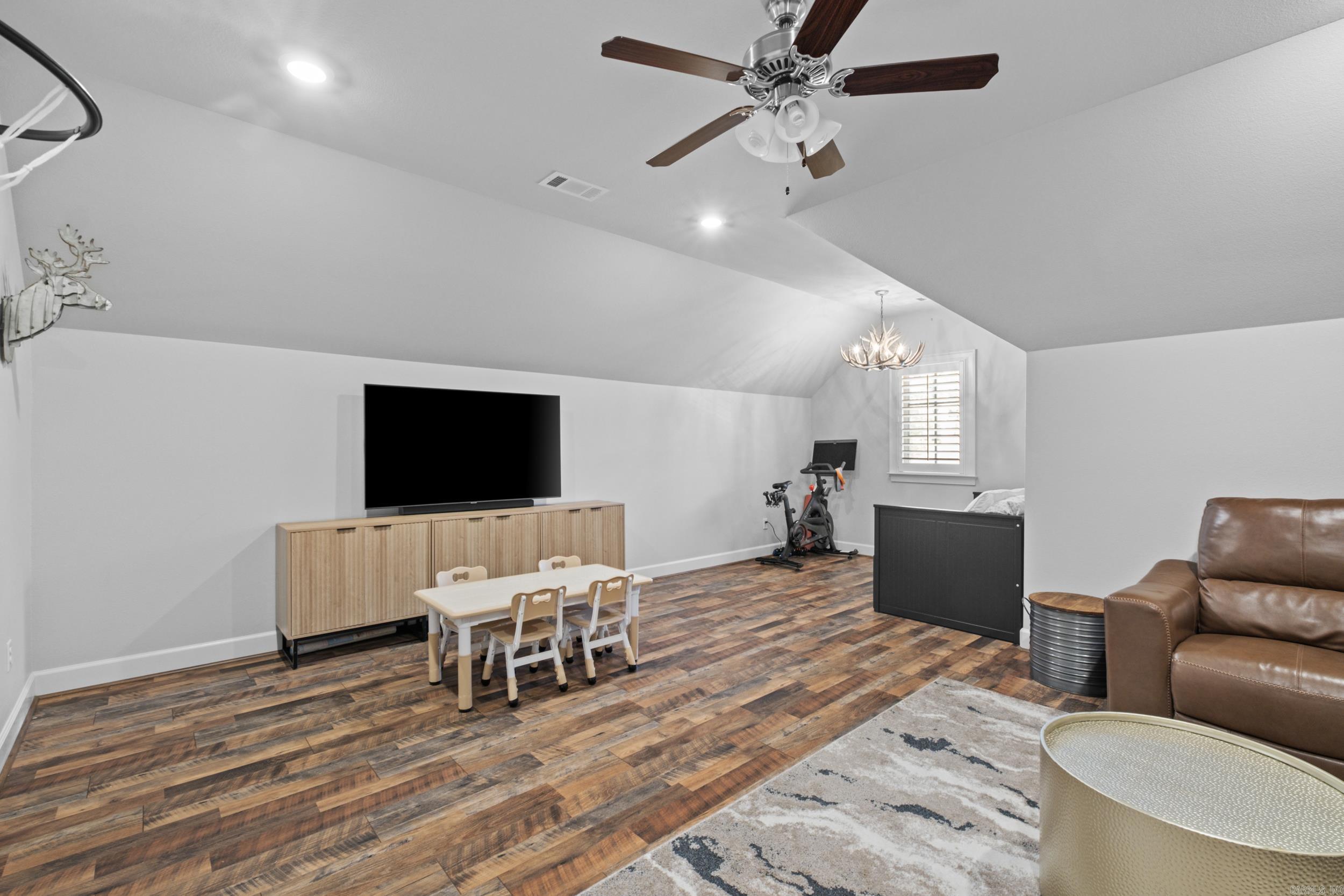 21  Mirabel  Little Rock, AR
