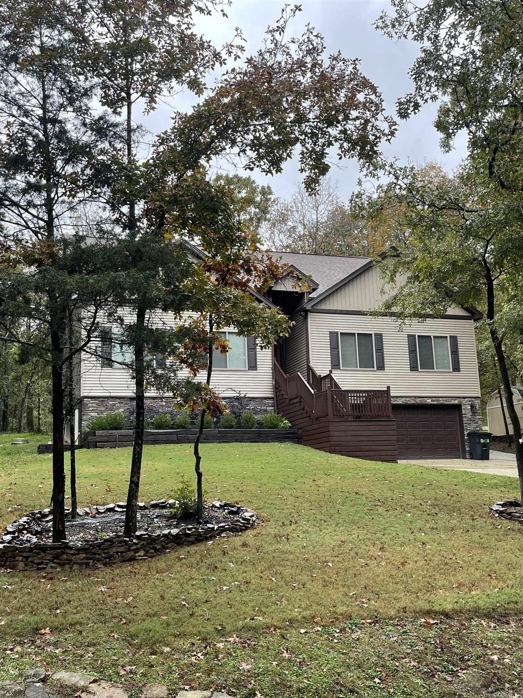 122  Crest  Fairfield Bay, AR