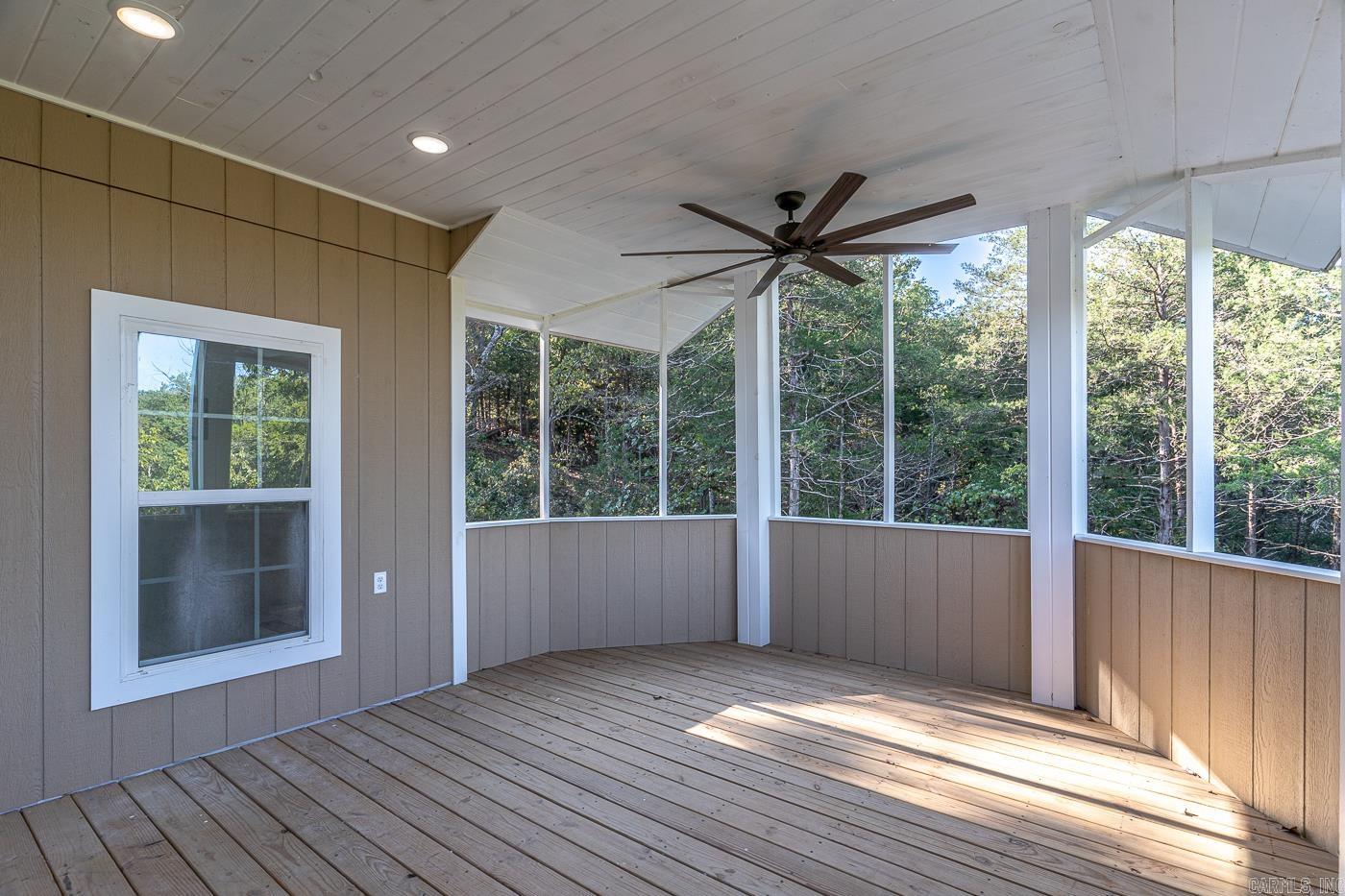 89  Wyandotte  Cherokee Village, AR