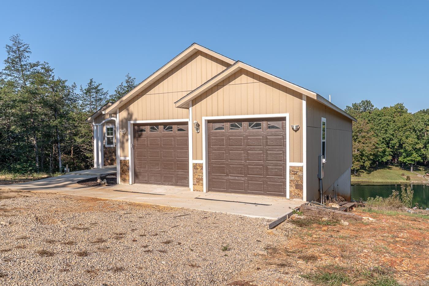 89  Wyandotte  Cherokee Village, AR