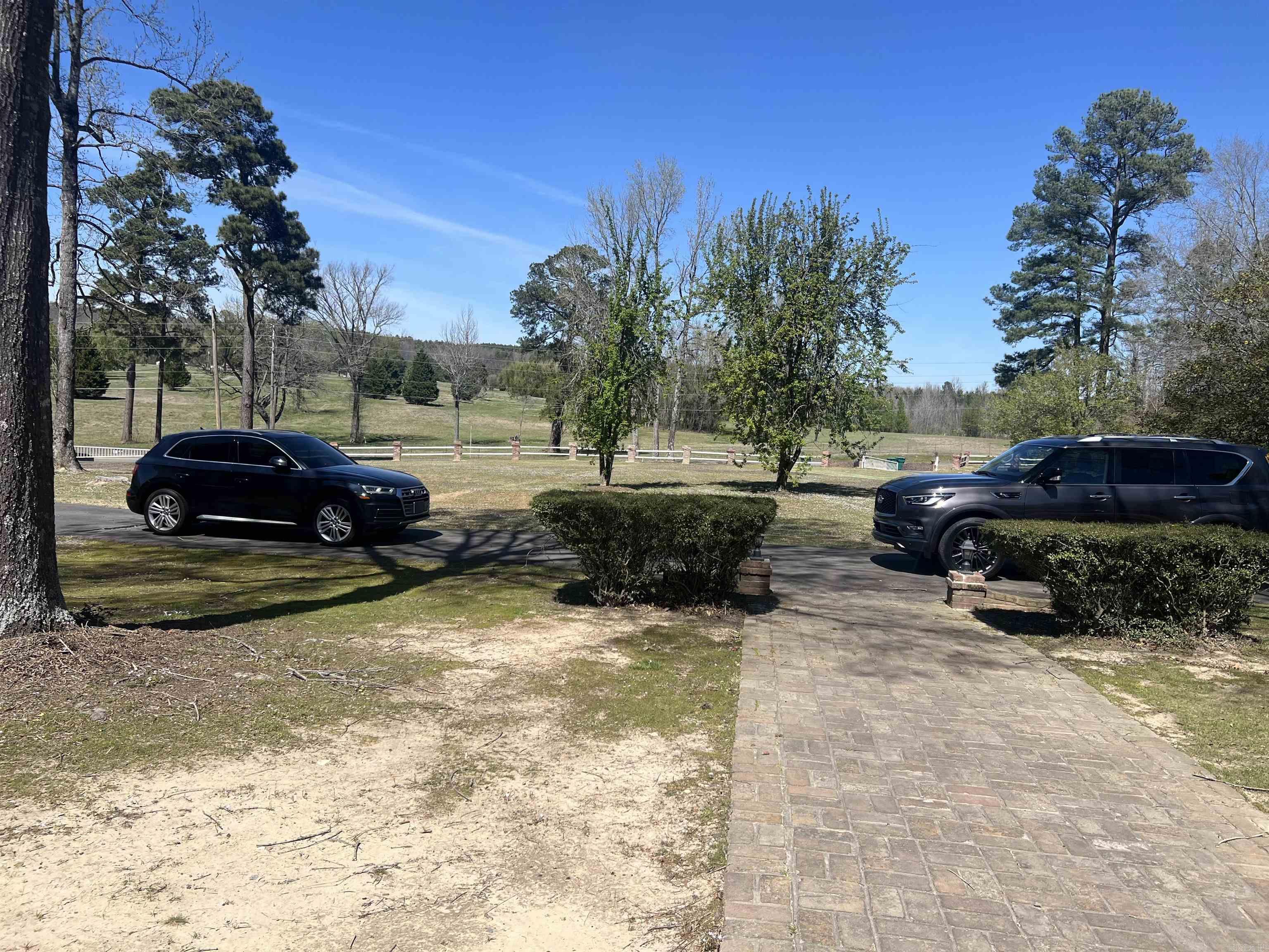 3219 W Dixon Road Little Rock, AR 72206