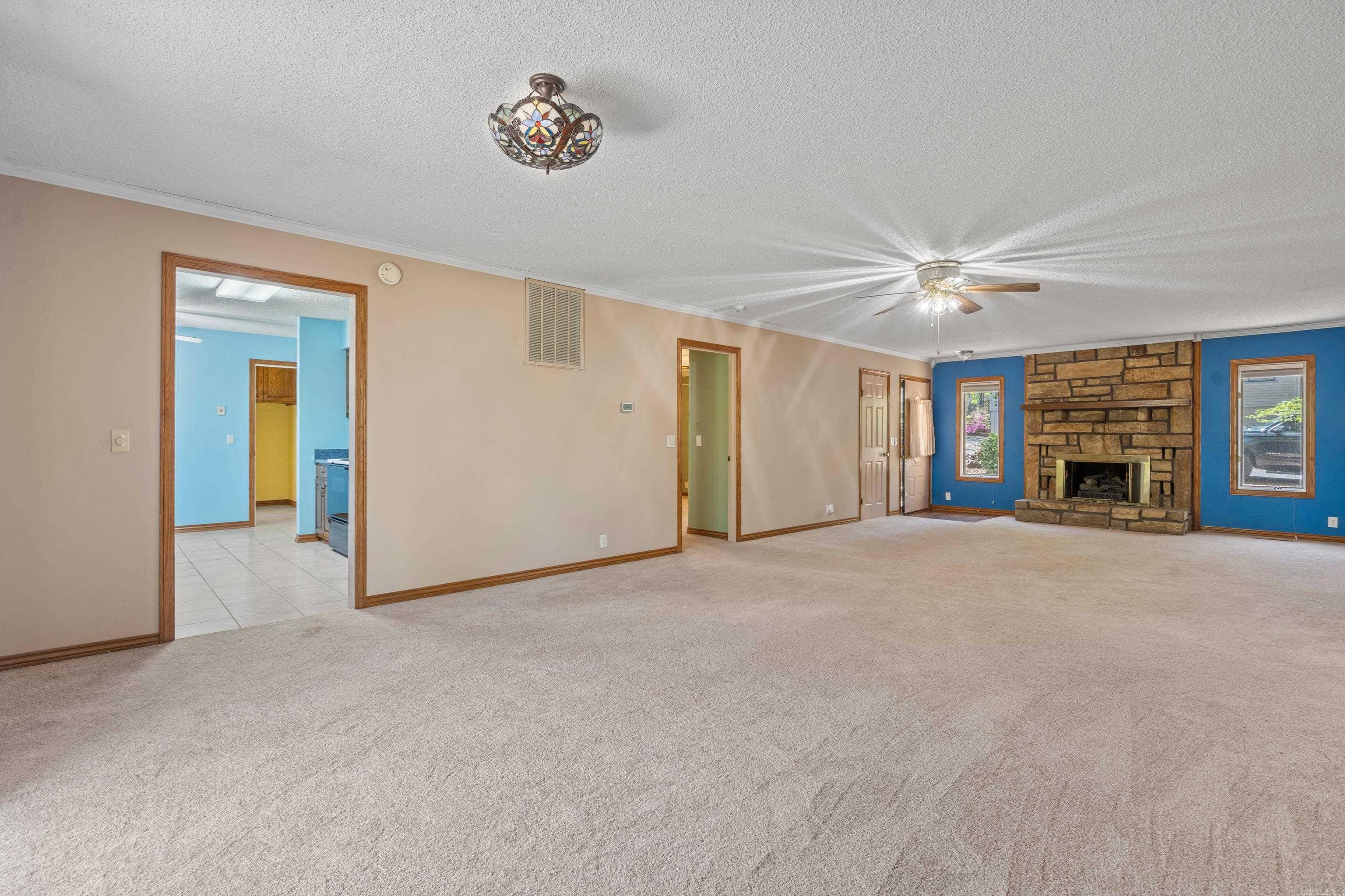 1  Lerida Ln  Hot Springs, AR