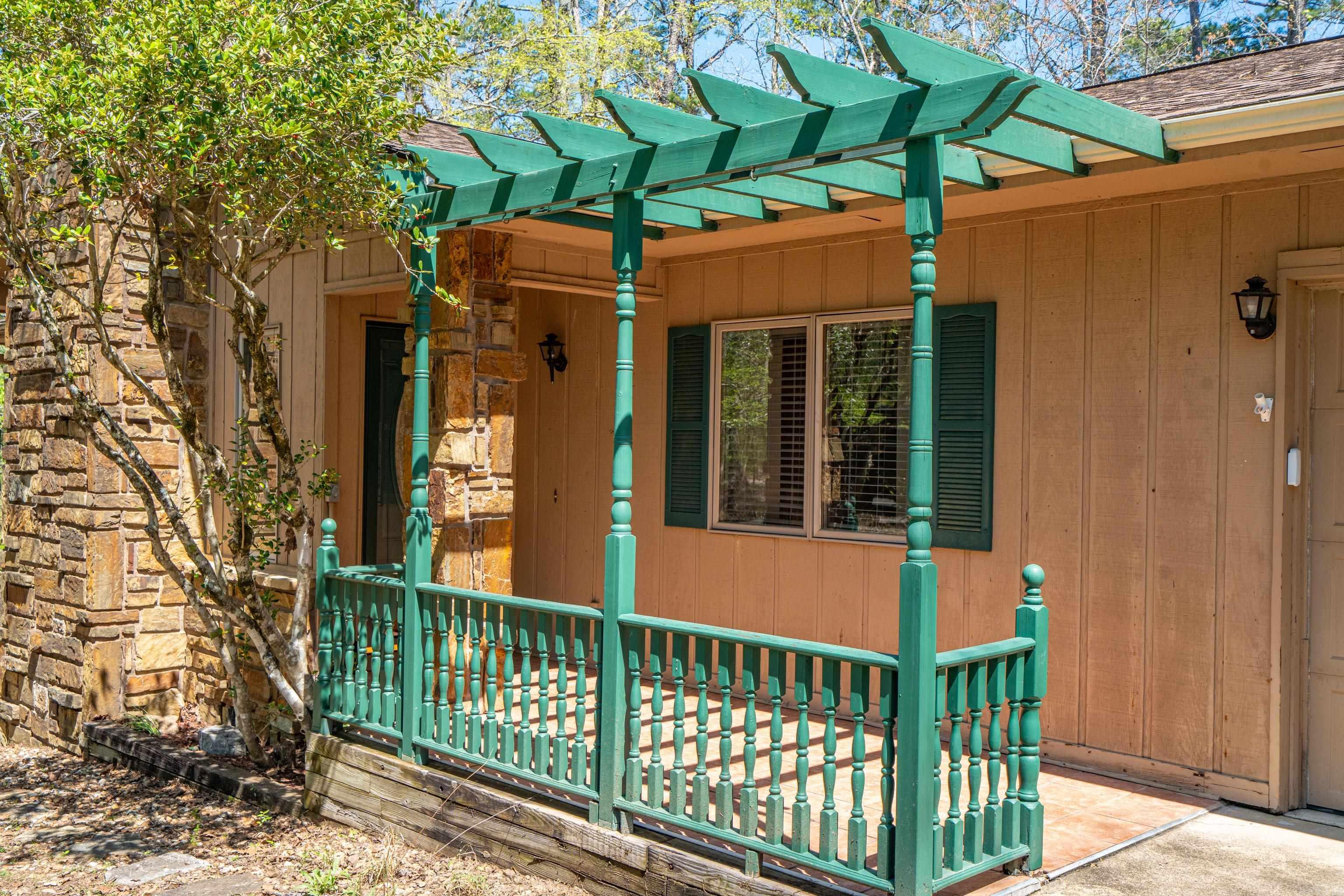 1  Lerida Ln  Hot Springs, AR