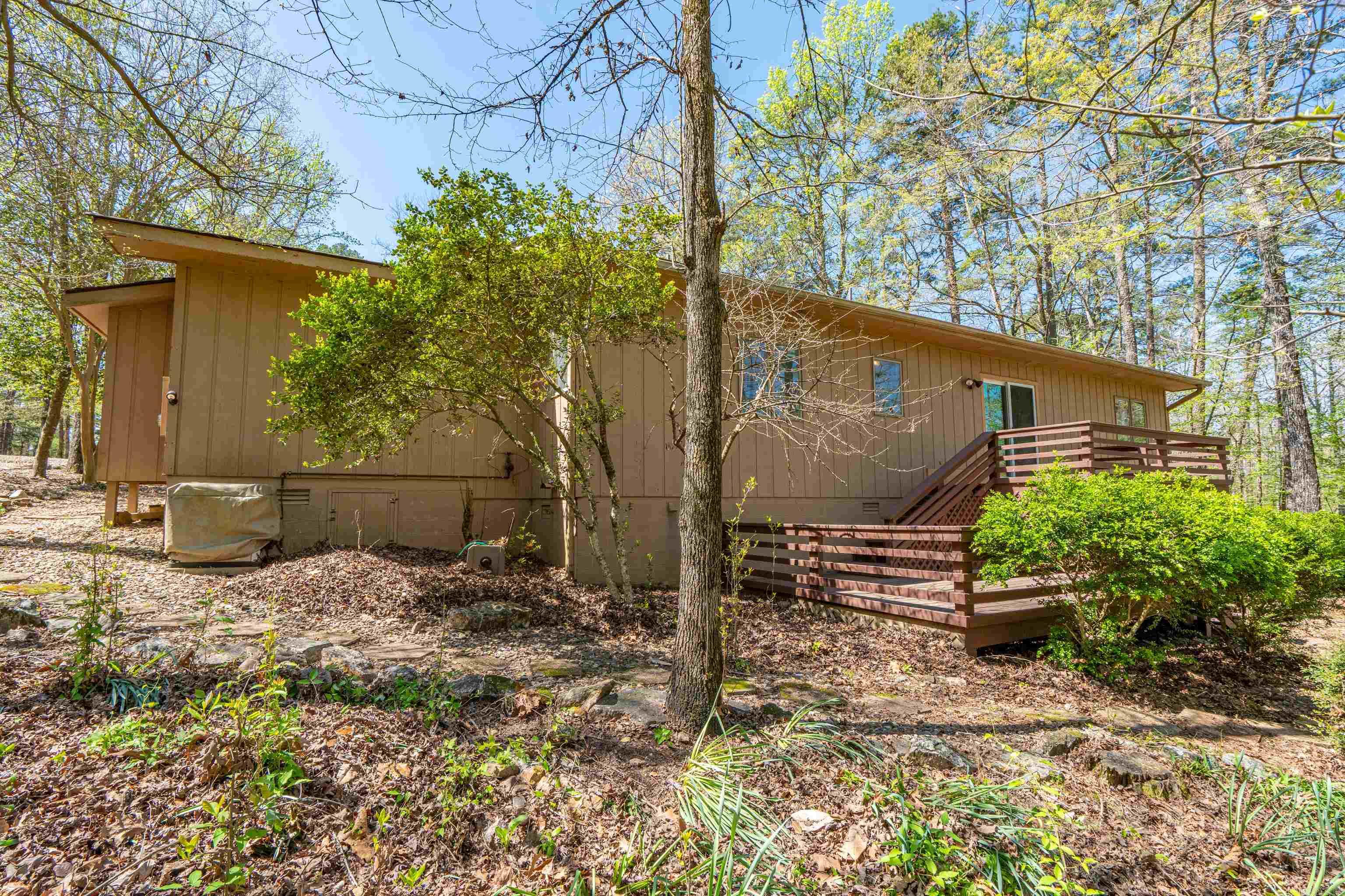 1  Lerida Ln  Hot Springs, AR