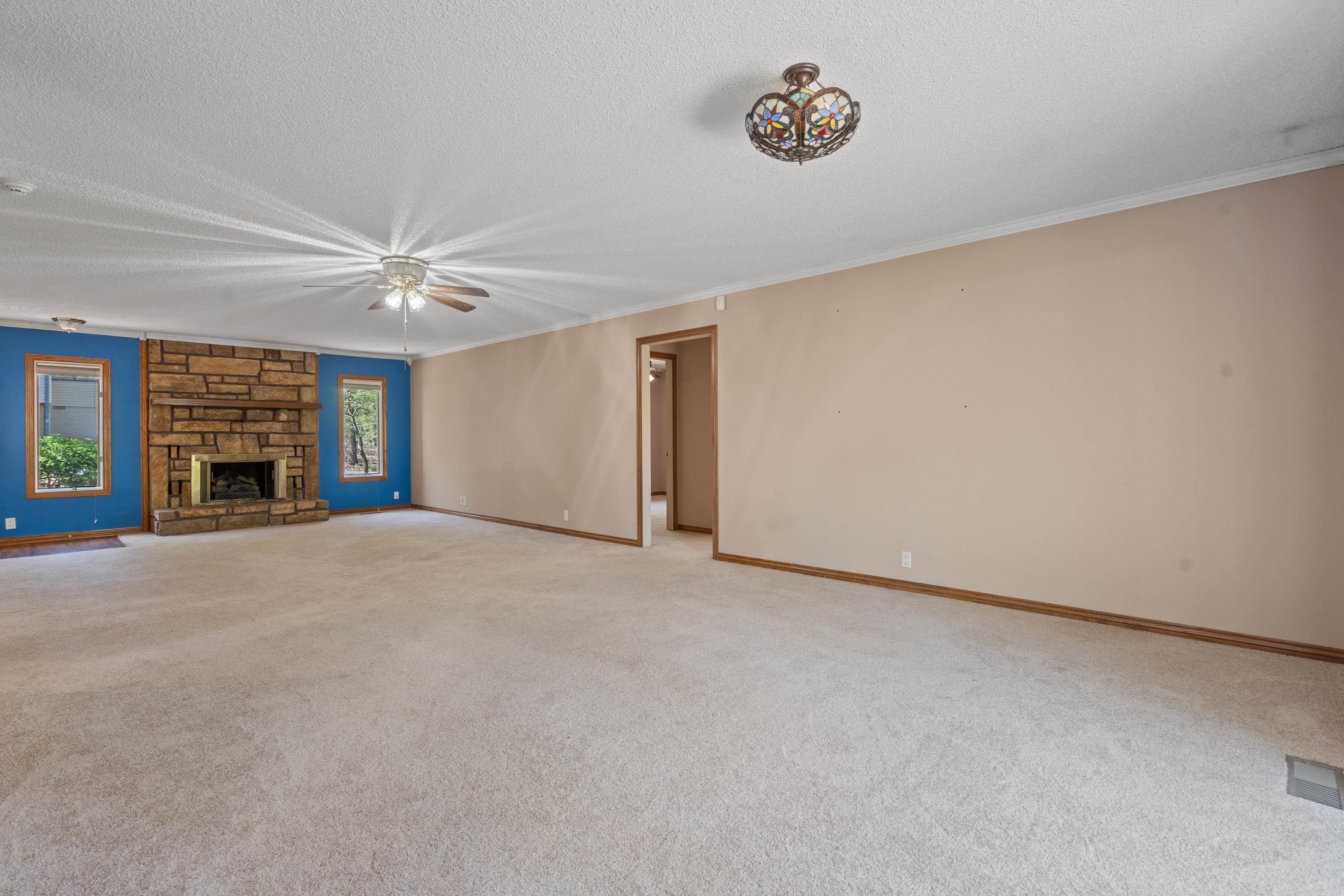 1  Lerida Ln  Hot Springs, AR