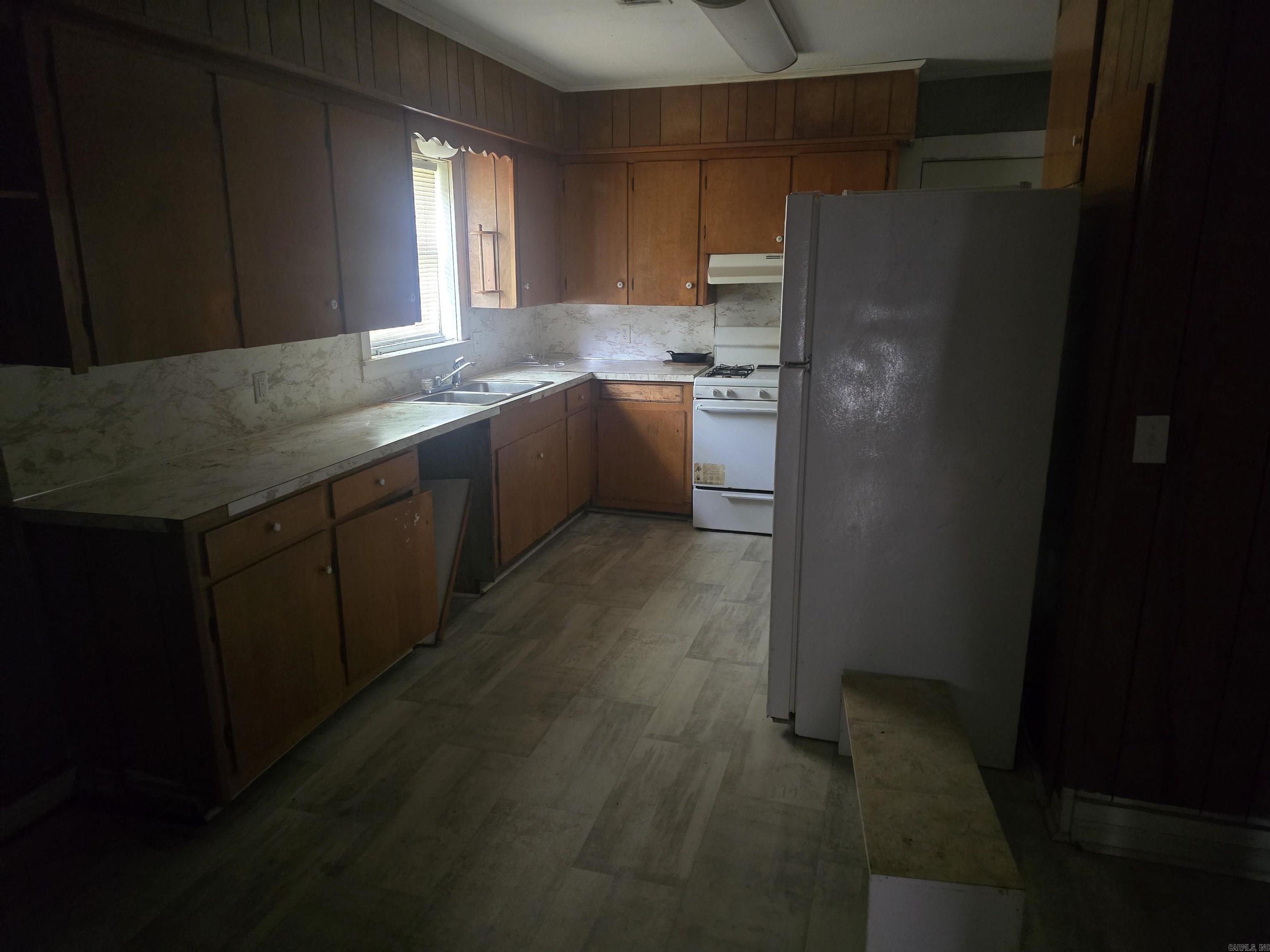 507 S Lincoln  Star City, AR