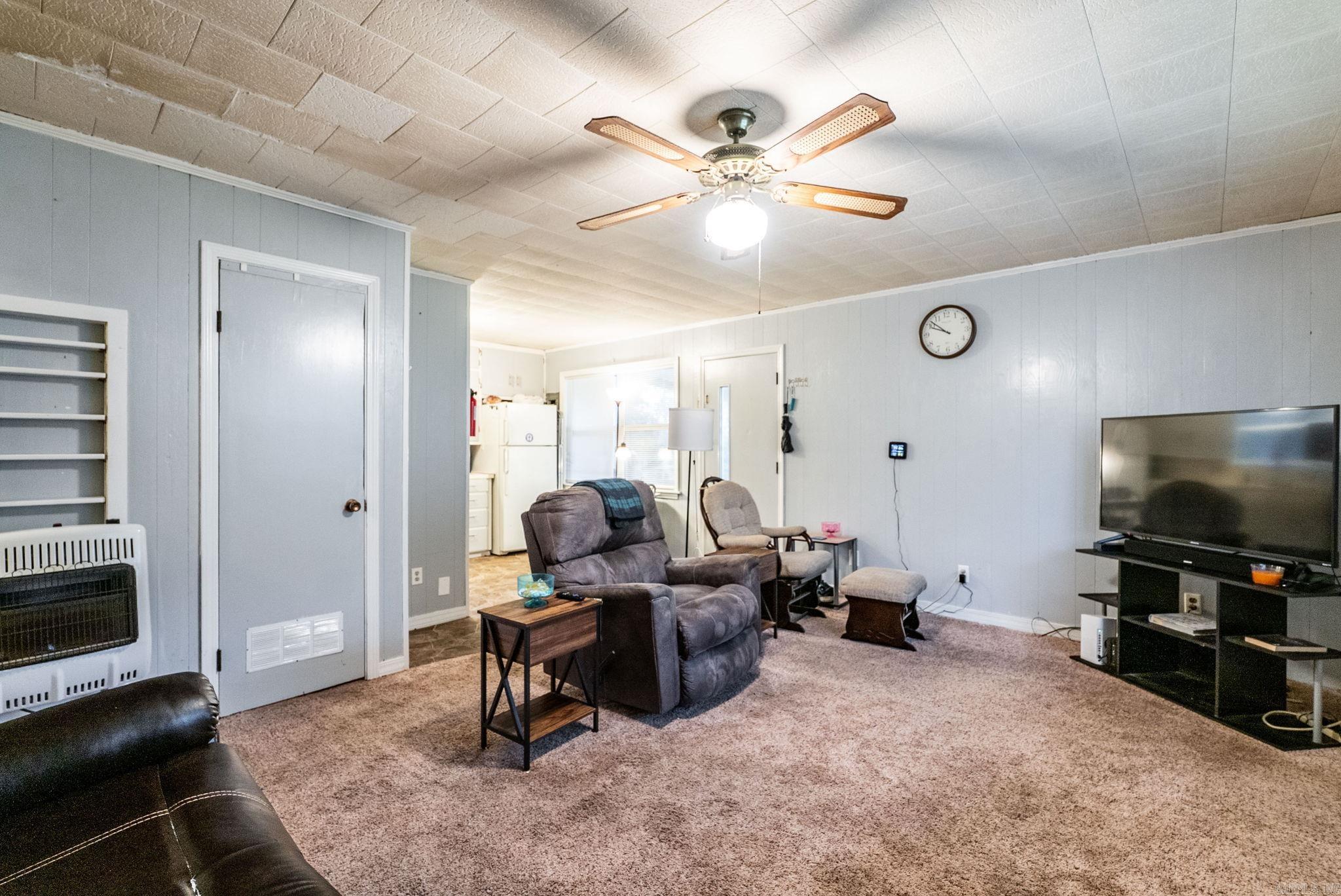 2868  Highway 65 N  Clinton, AR