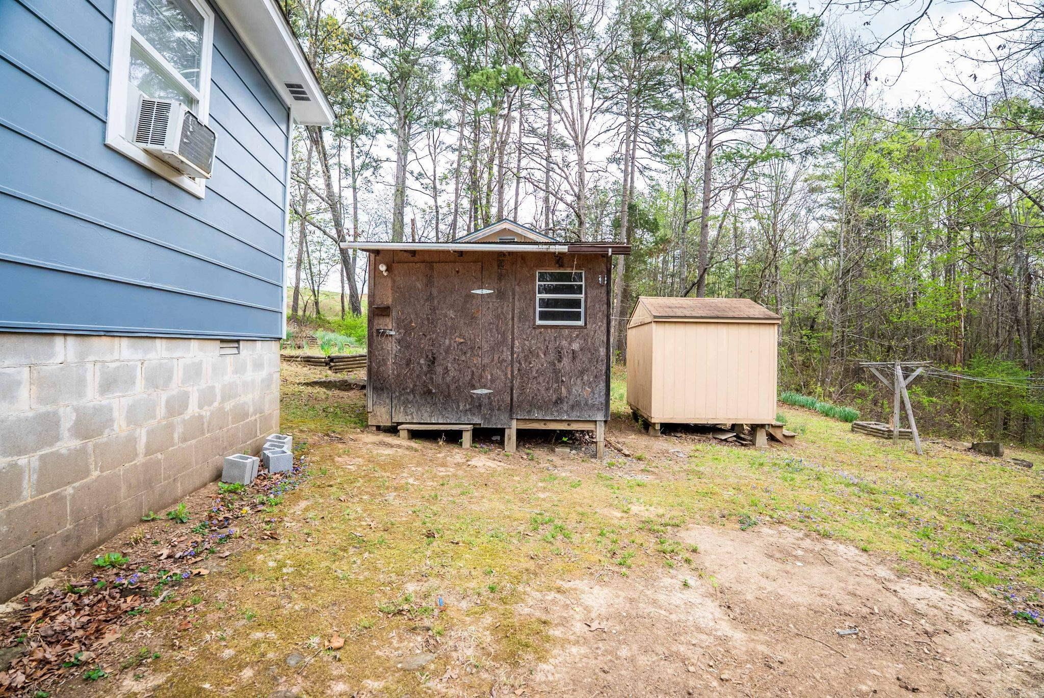 2868  Highway 65 N  Clinton, AR