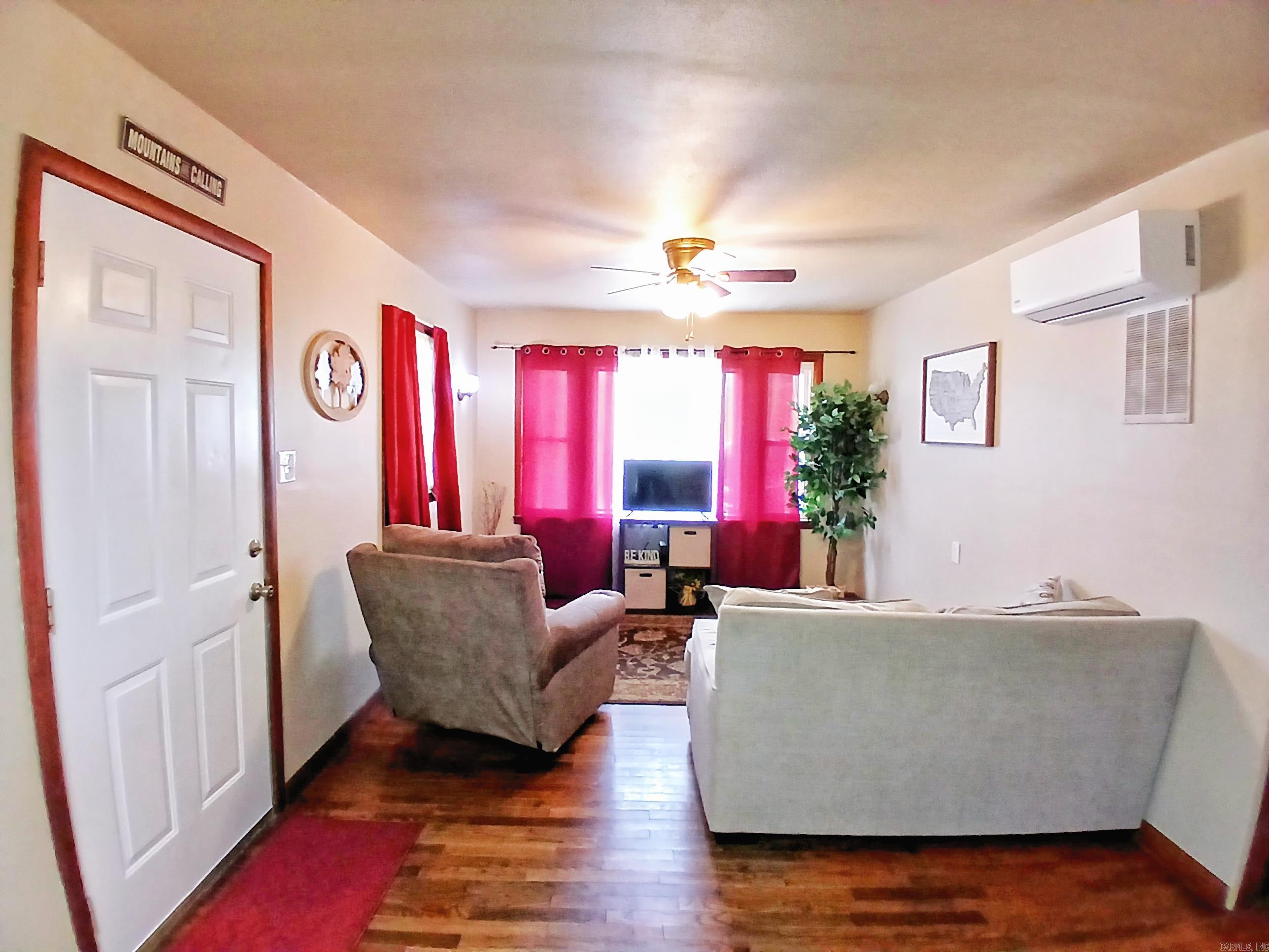 307  Ball St  Hot Springs, AR