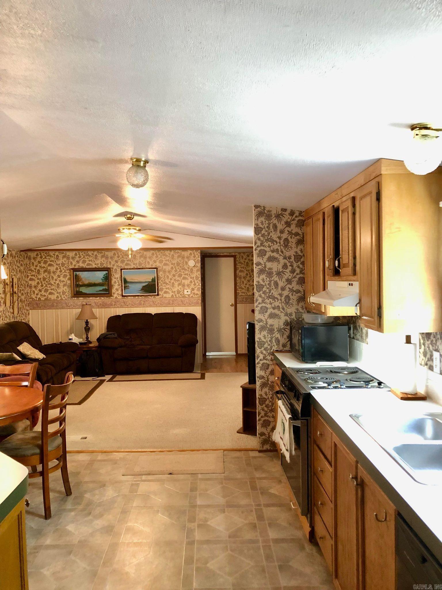 116  Rosewood Ln.  Mena, AR