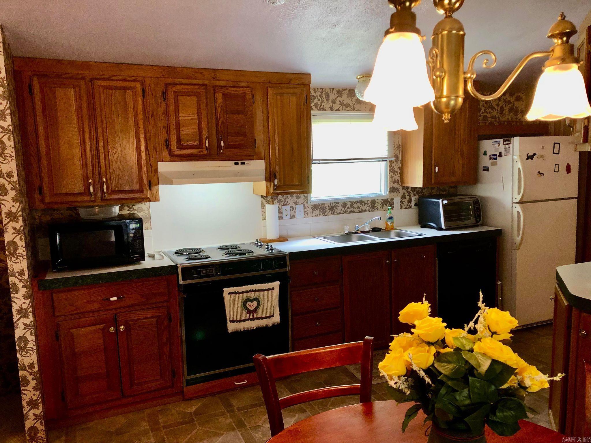 116  Rosewood Ln.  Mena, AR
