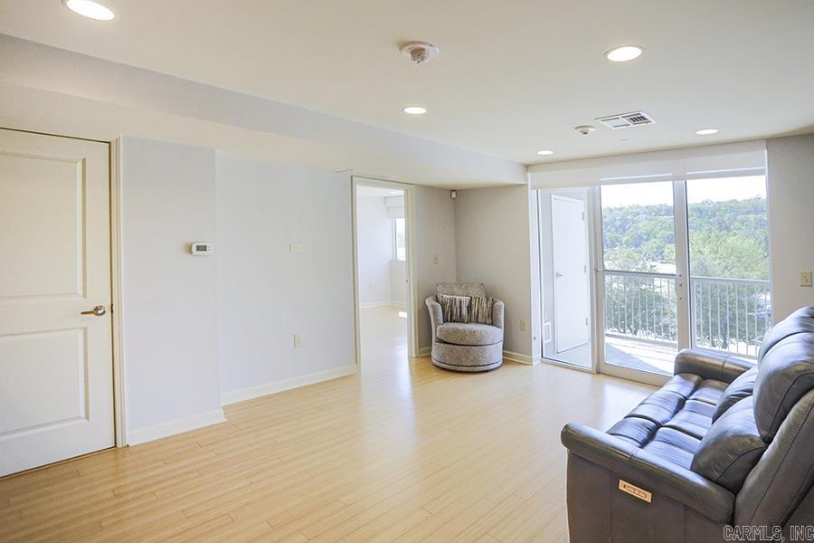 3700  Cantrell #307  Little Rock, AR