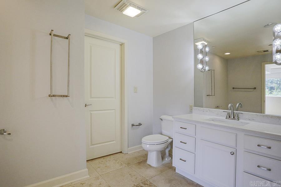 3700  Cantrell #307  Little Rock, AR