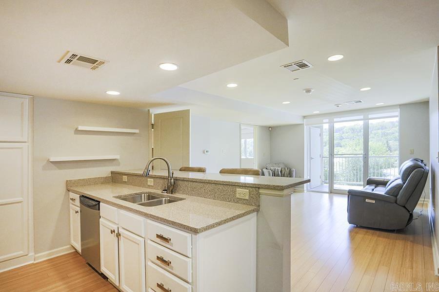 3700  Cantrell #307  Little Rock, AR