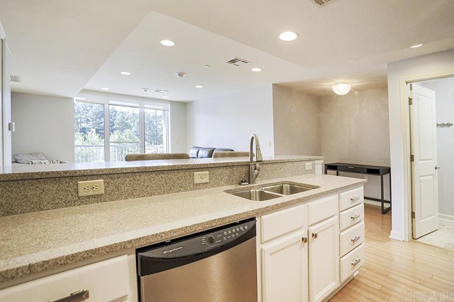3700  Cantrell #307  Little Rock, AR