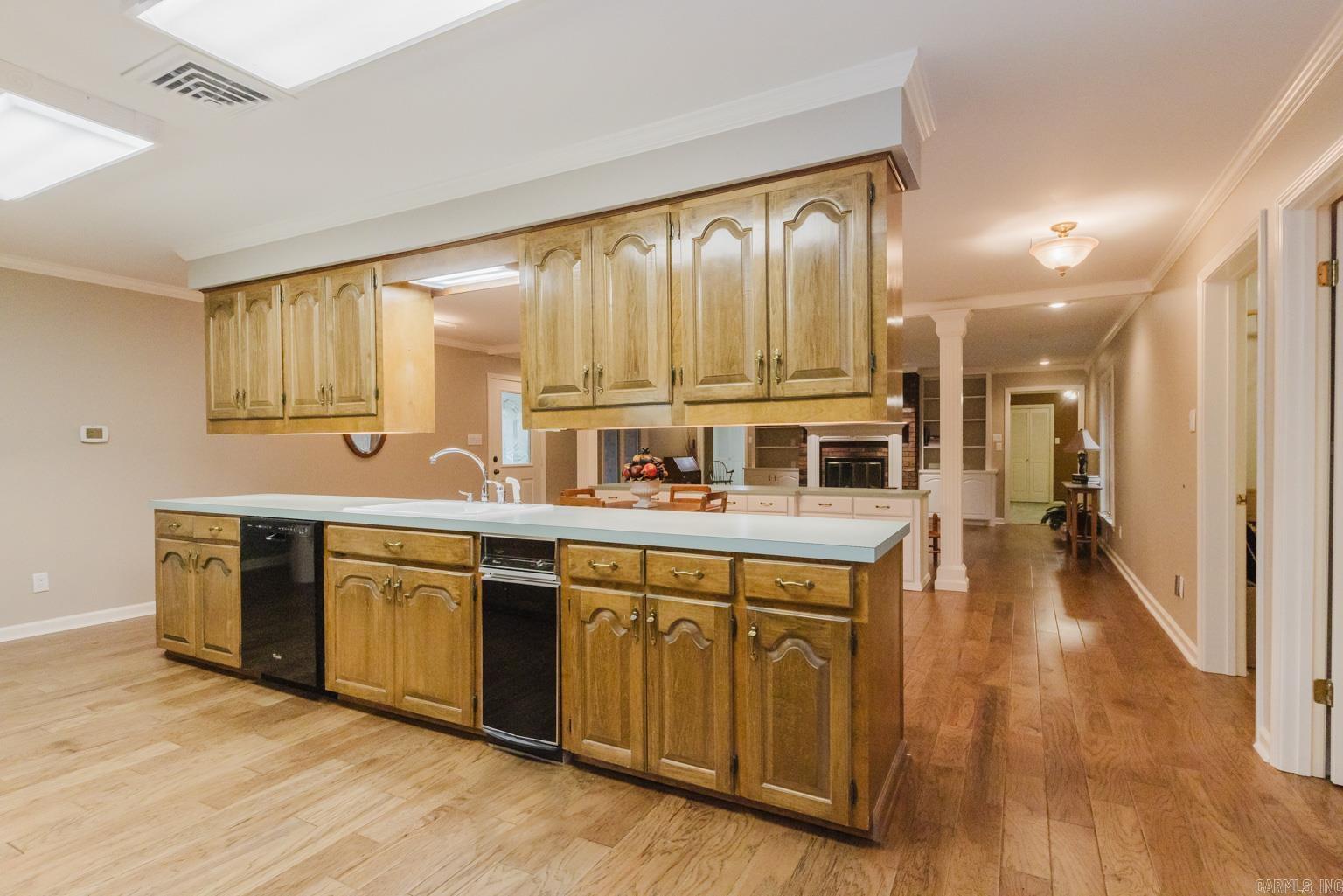 521 W Cross  Benton, AR