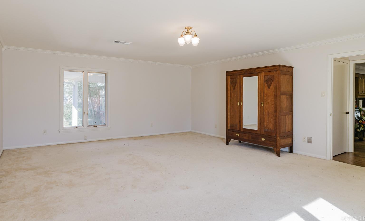 521 W Cross  Benton, AR