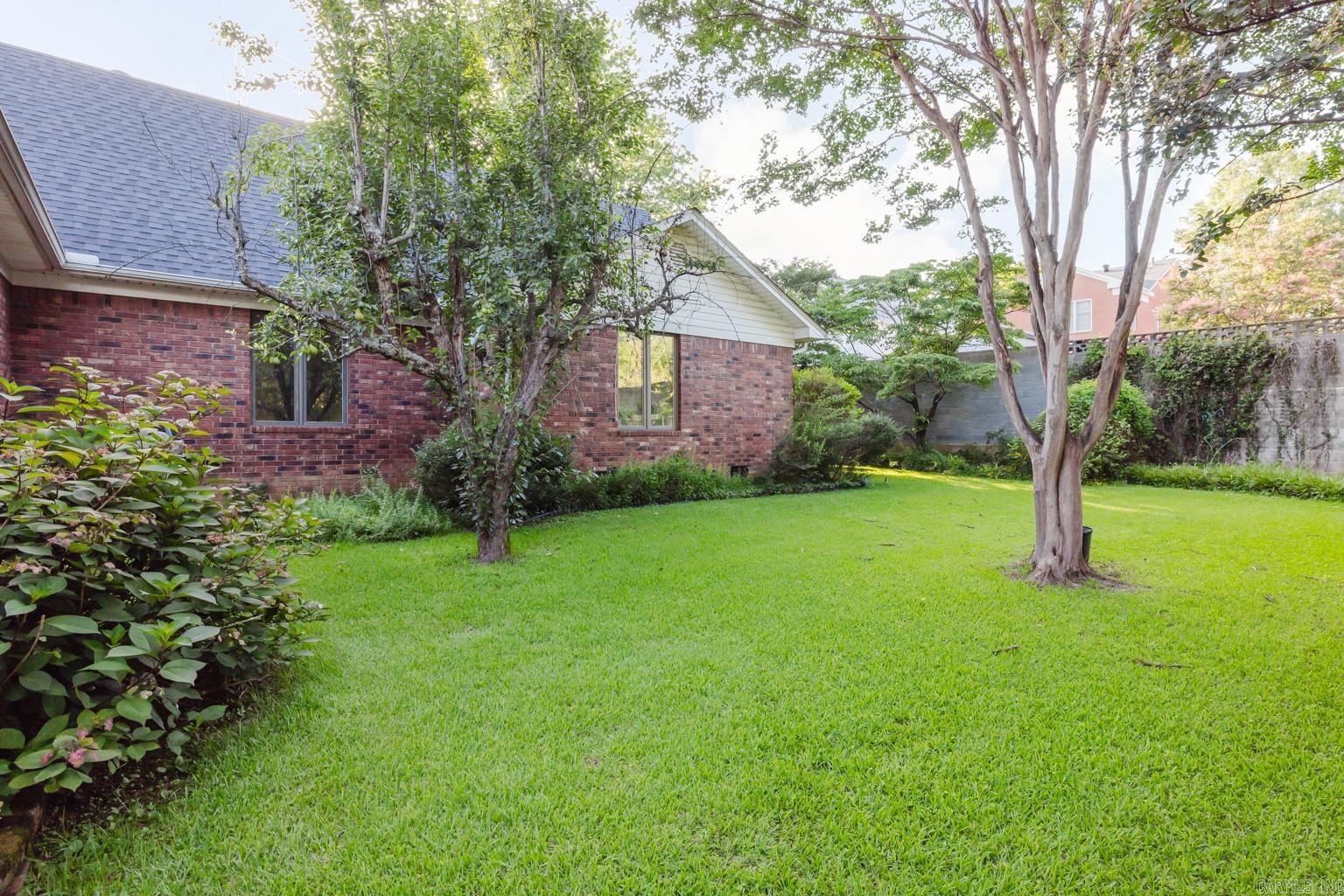 521 W Cross Street Benton, AR 72015