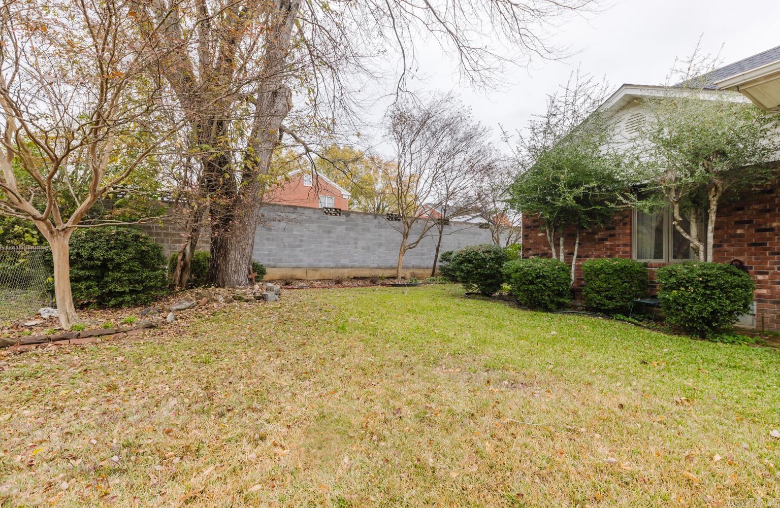 521 W Cross  Benton, AR