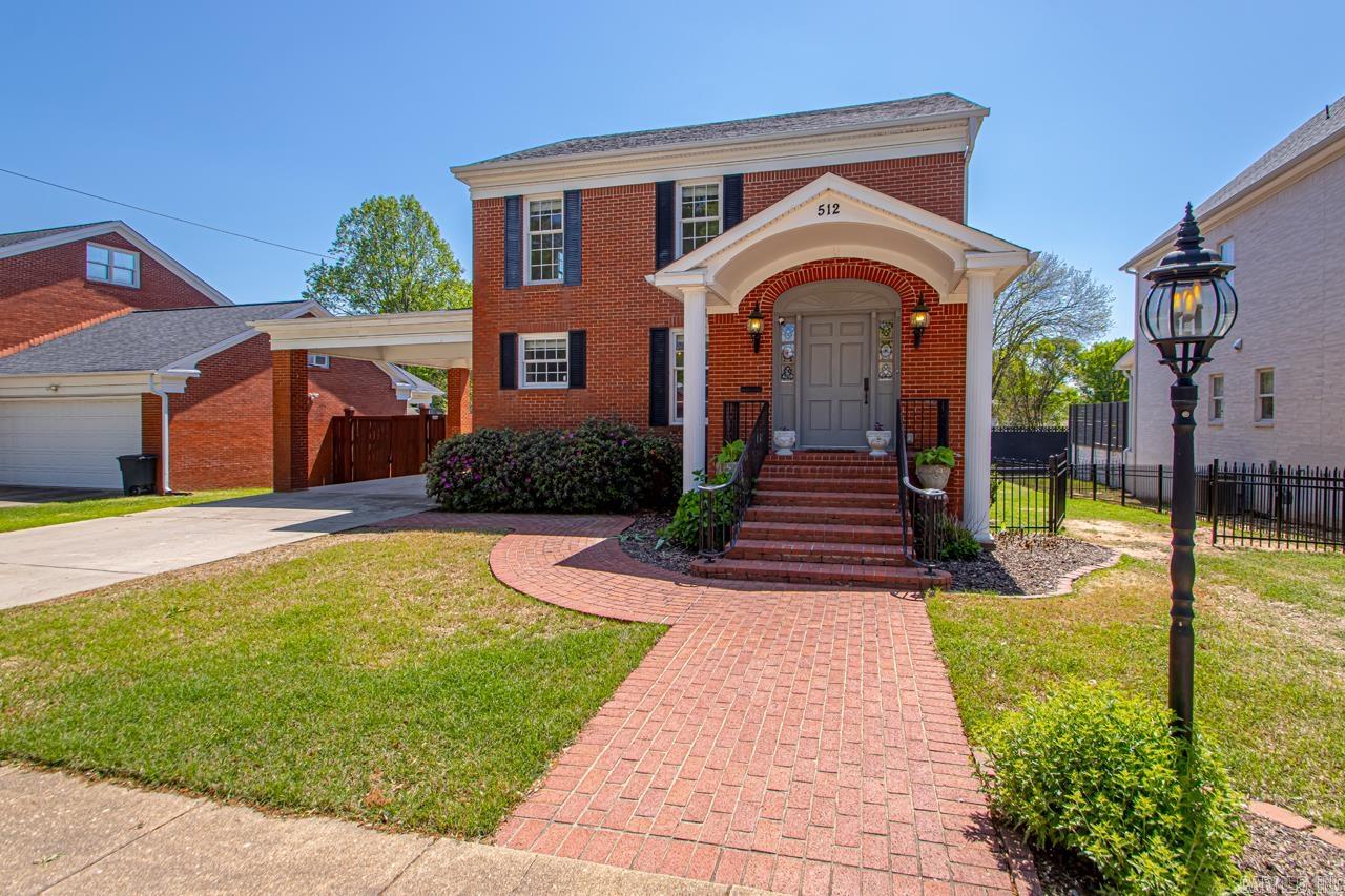 512 W North  Benton, AR