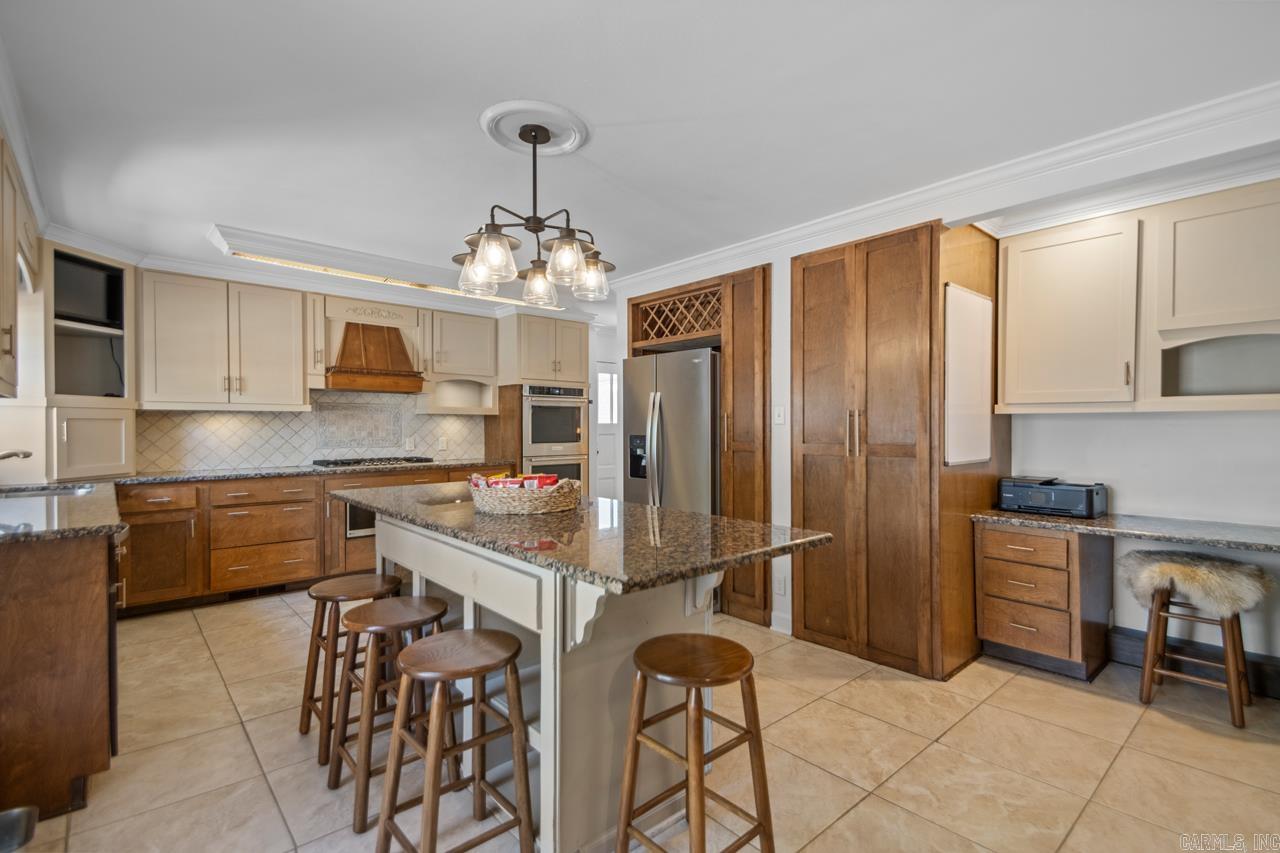512 W North  Benton, AR