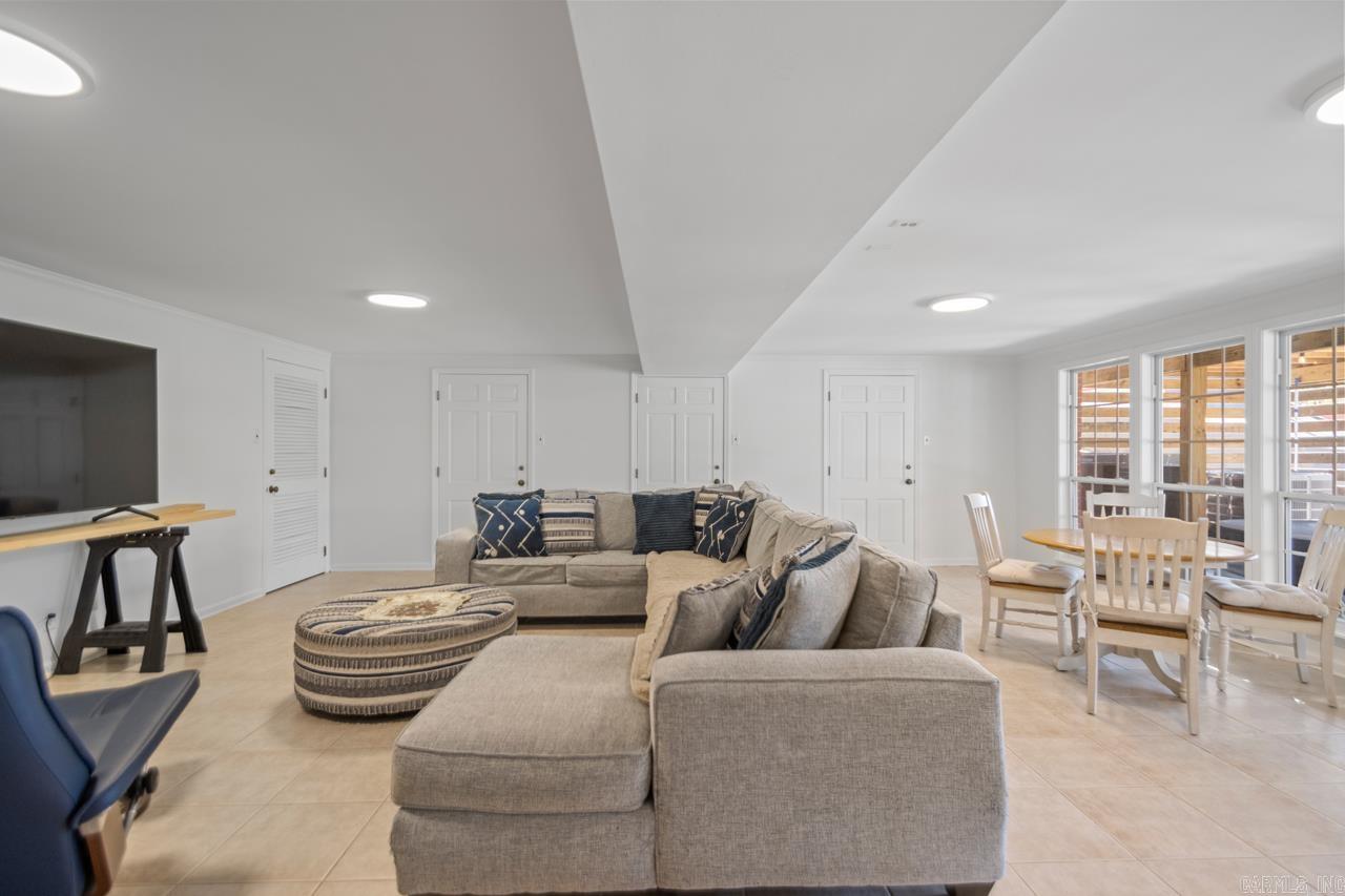512 W North  Benton, AR