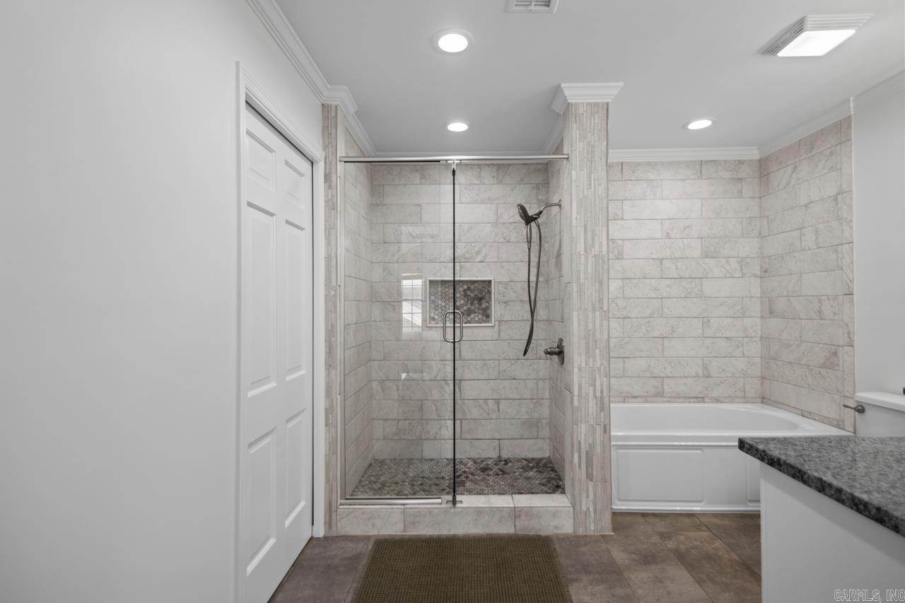 512 W North  Benton, AR