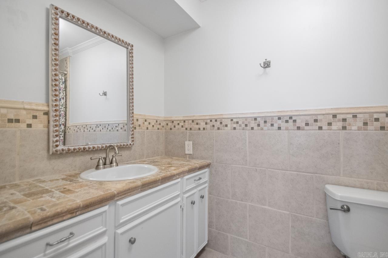 512 W North  Benton, AR
