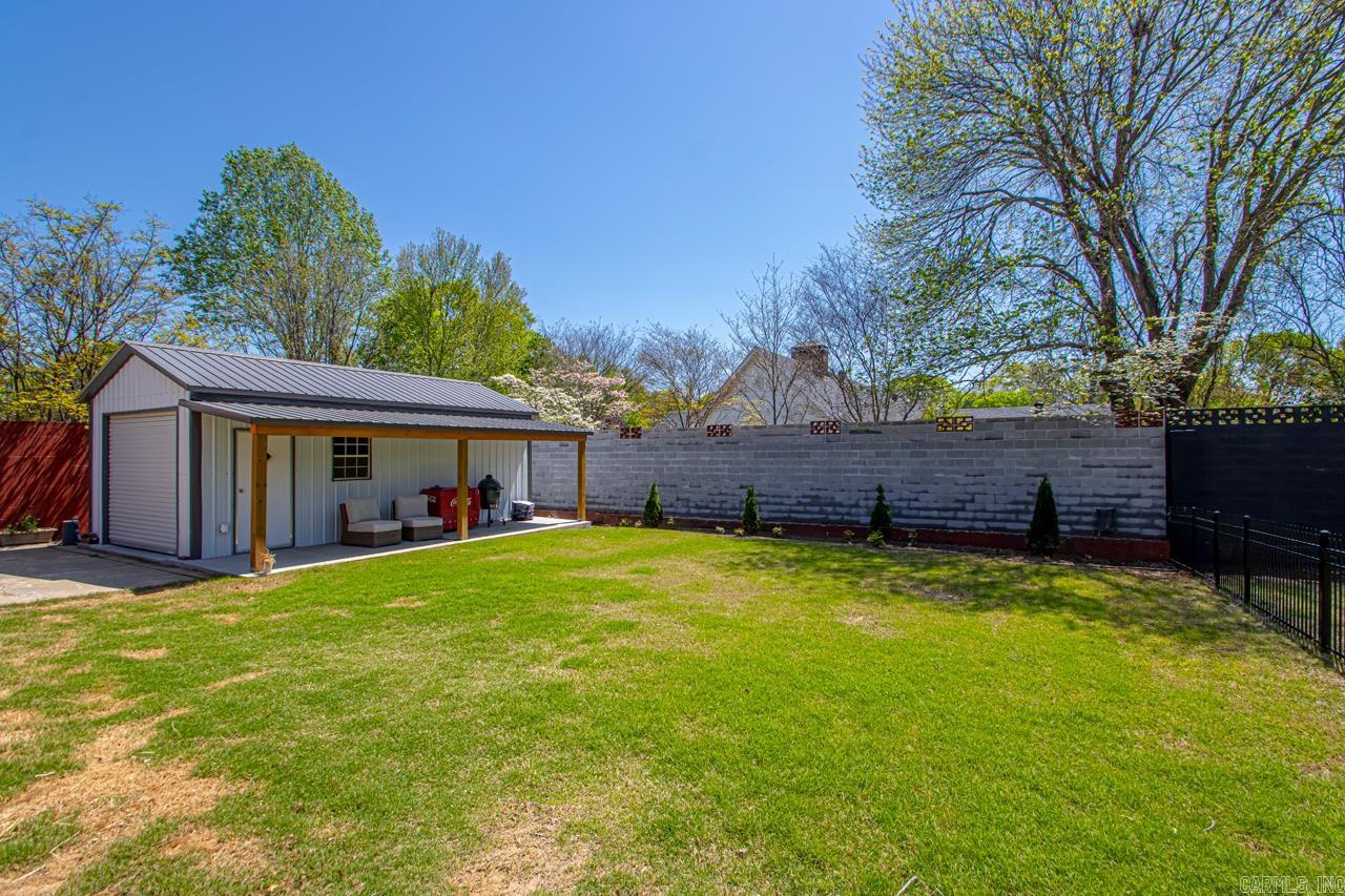 512 W North  Benton, AR