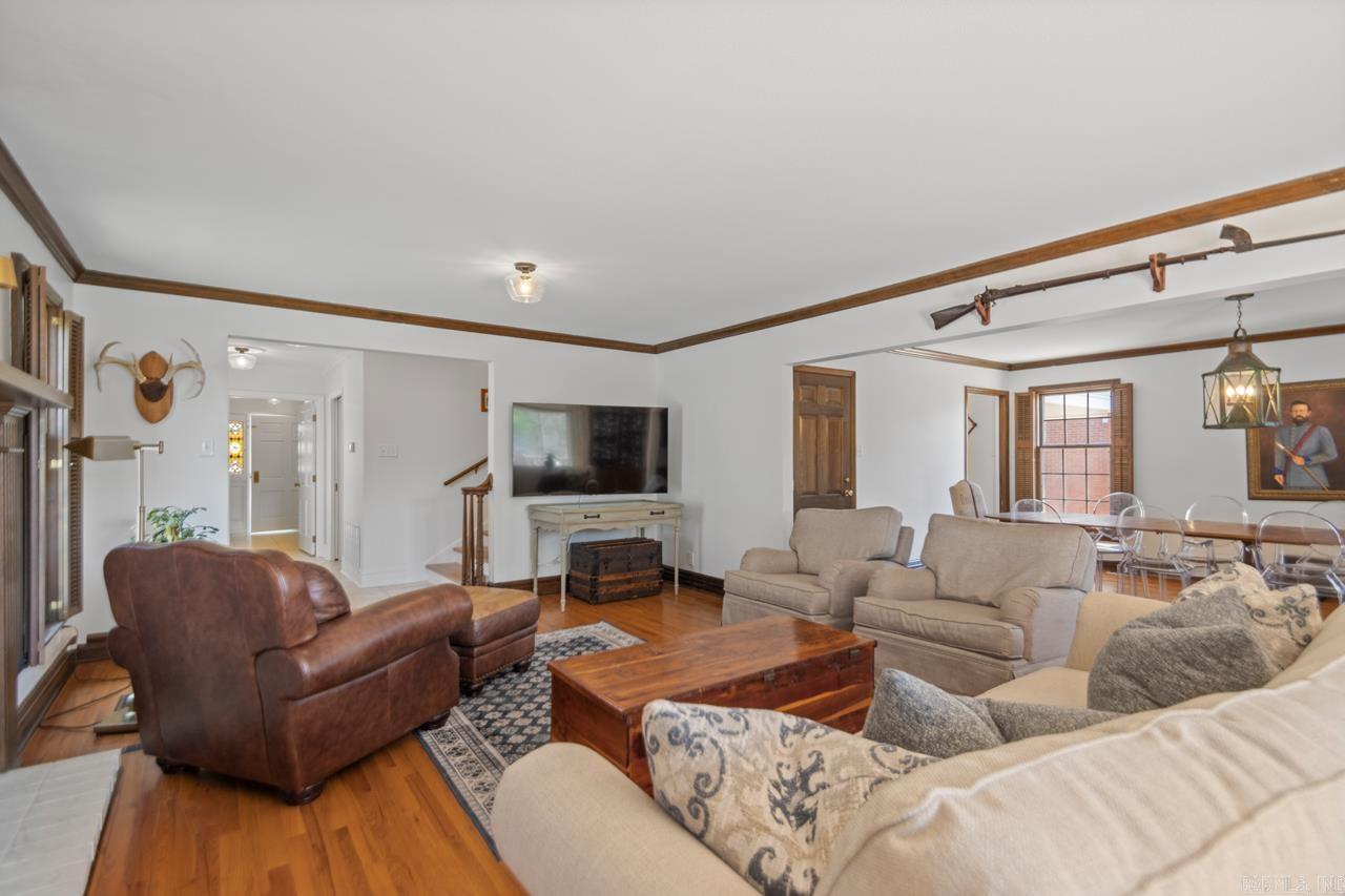 512 W North  Benton, AR