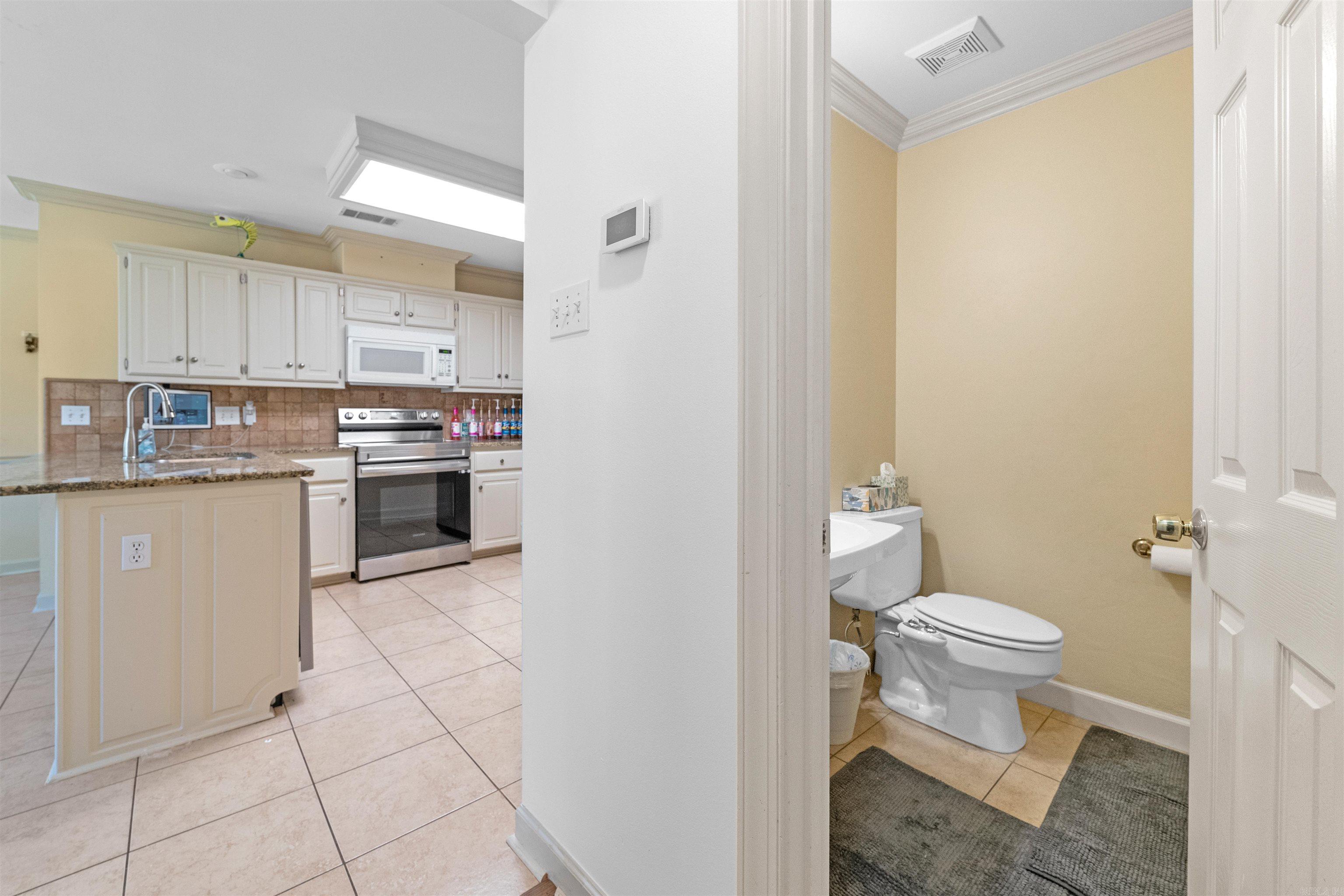 13604 Longtree Drive Little Rock, AR 72223-1978