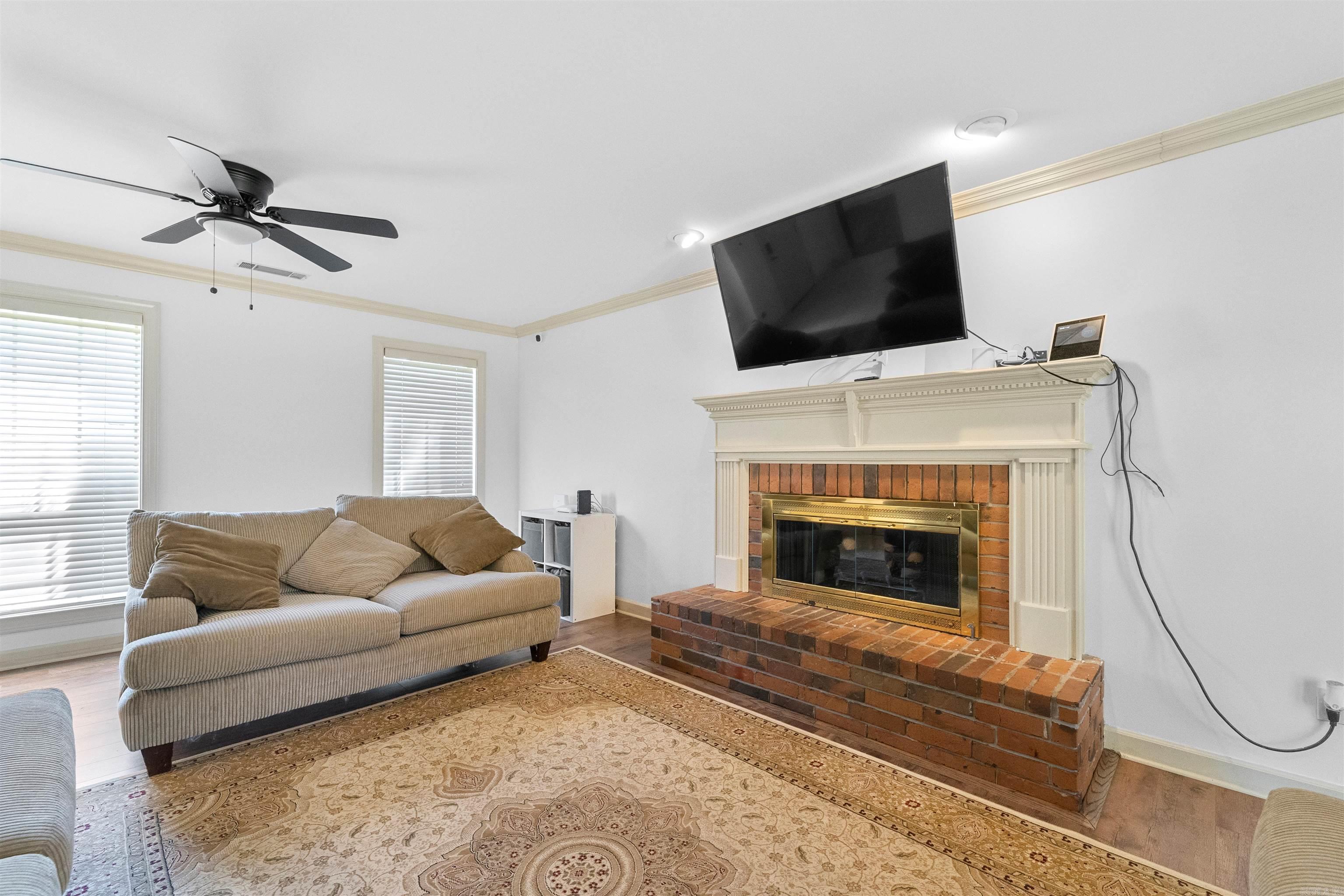 13604 Longtree Drive Little Rock, AR 72223-1978