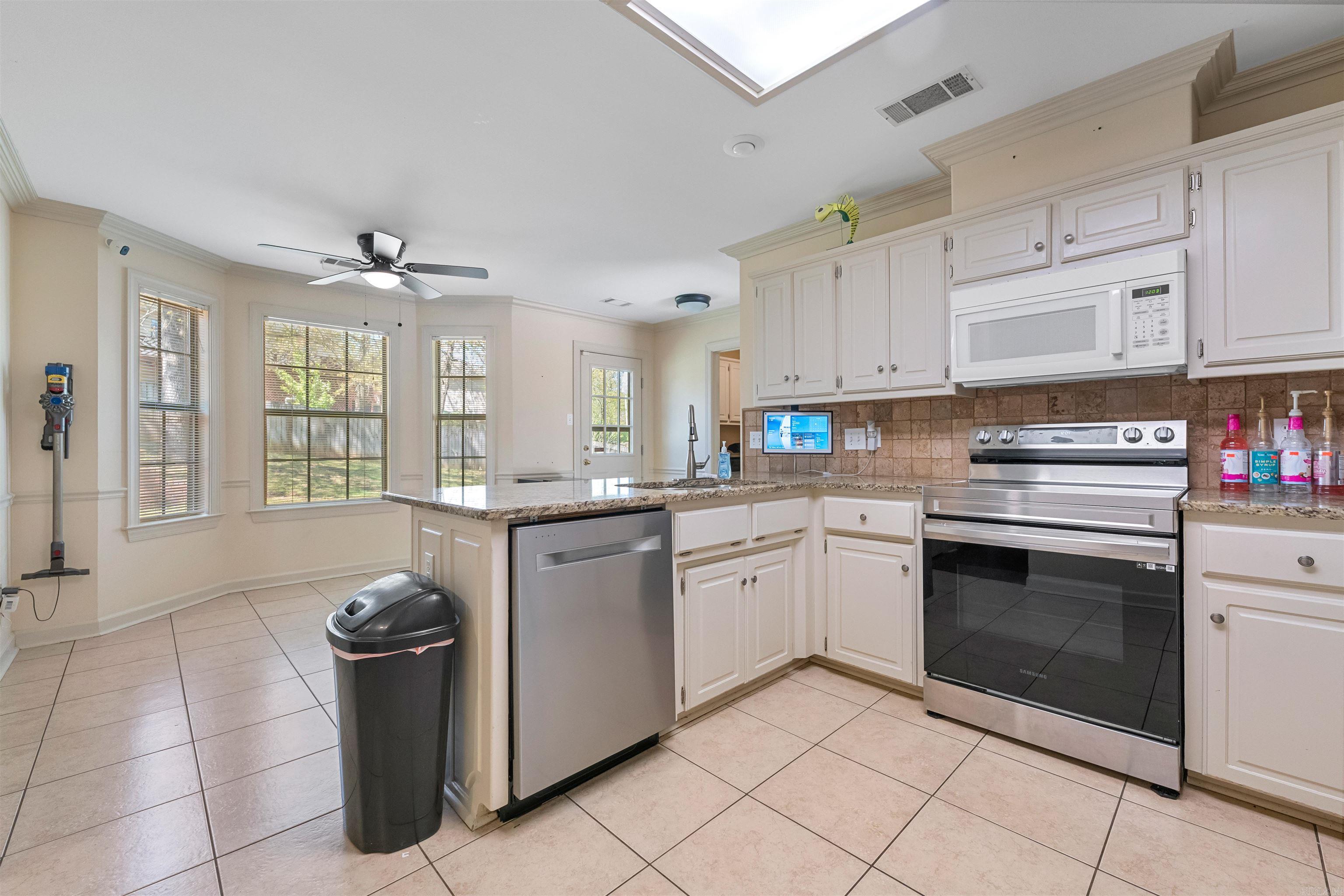 13604 Longtree Drive Little Rock, AR 72223-1978
