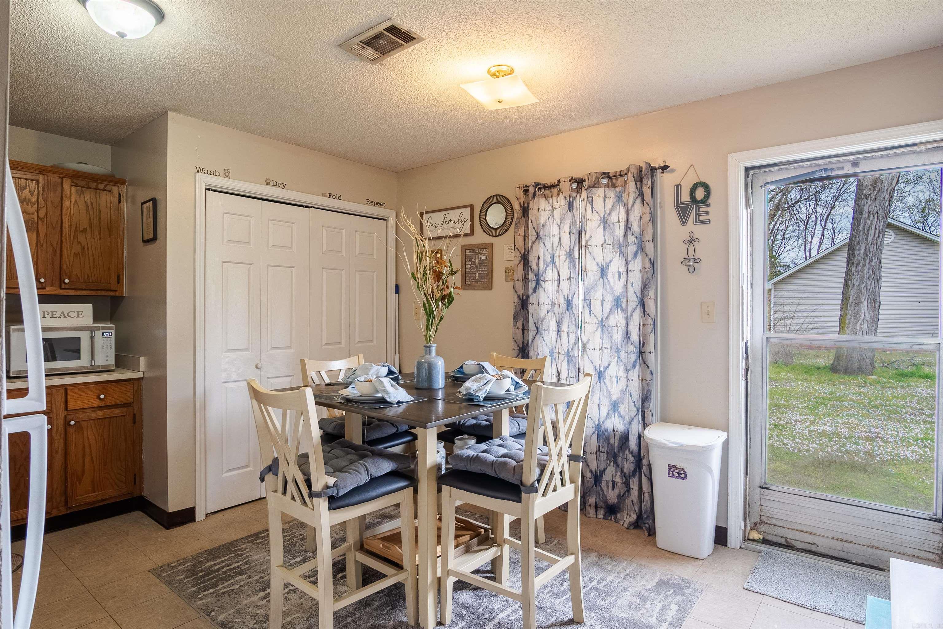 419  Sycamore  Augusta, AR