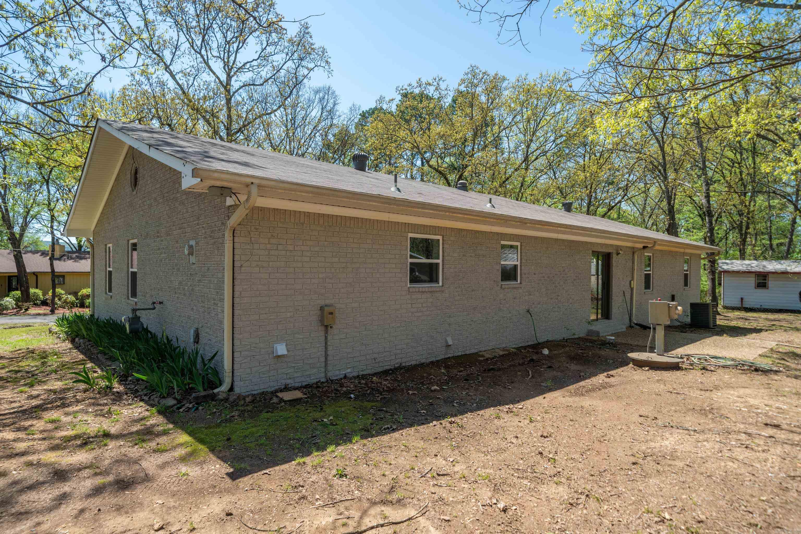 516 Beachview Circle Hot Springs, AR 71913