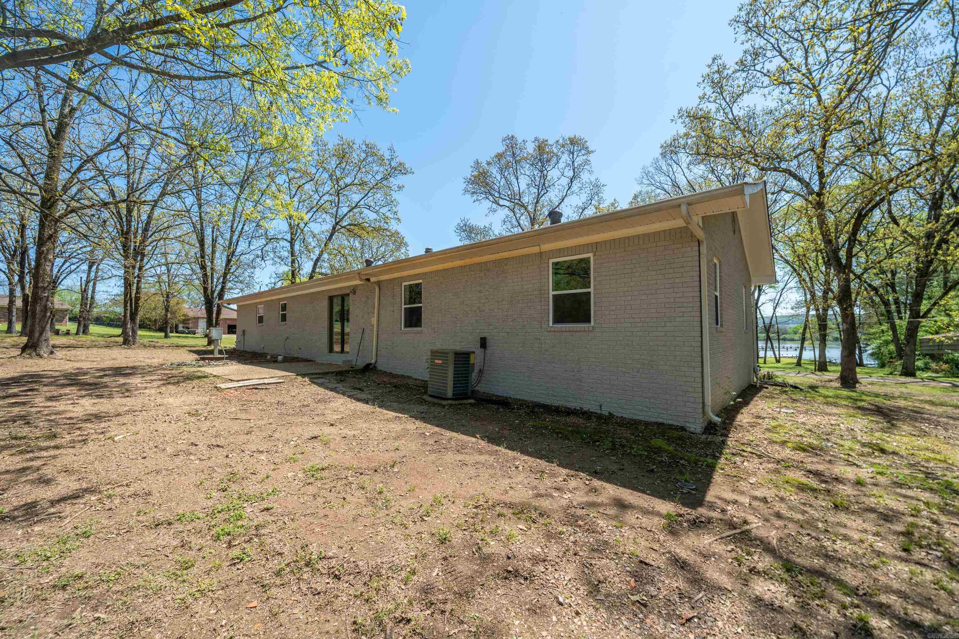 516 Beachview Circle Hot Springs, AR 71913