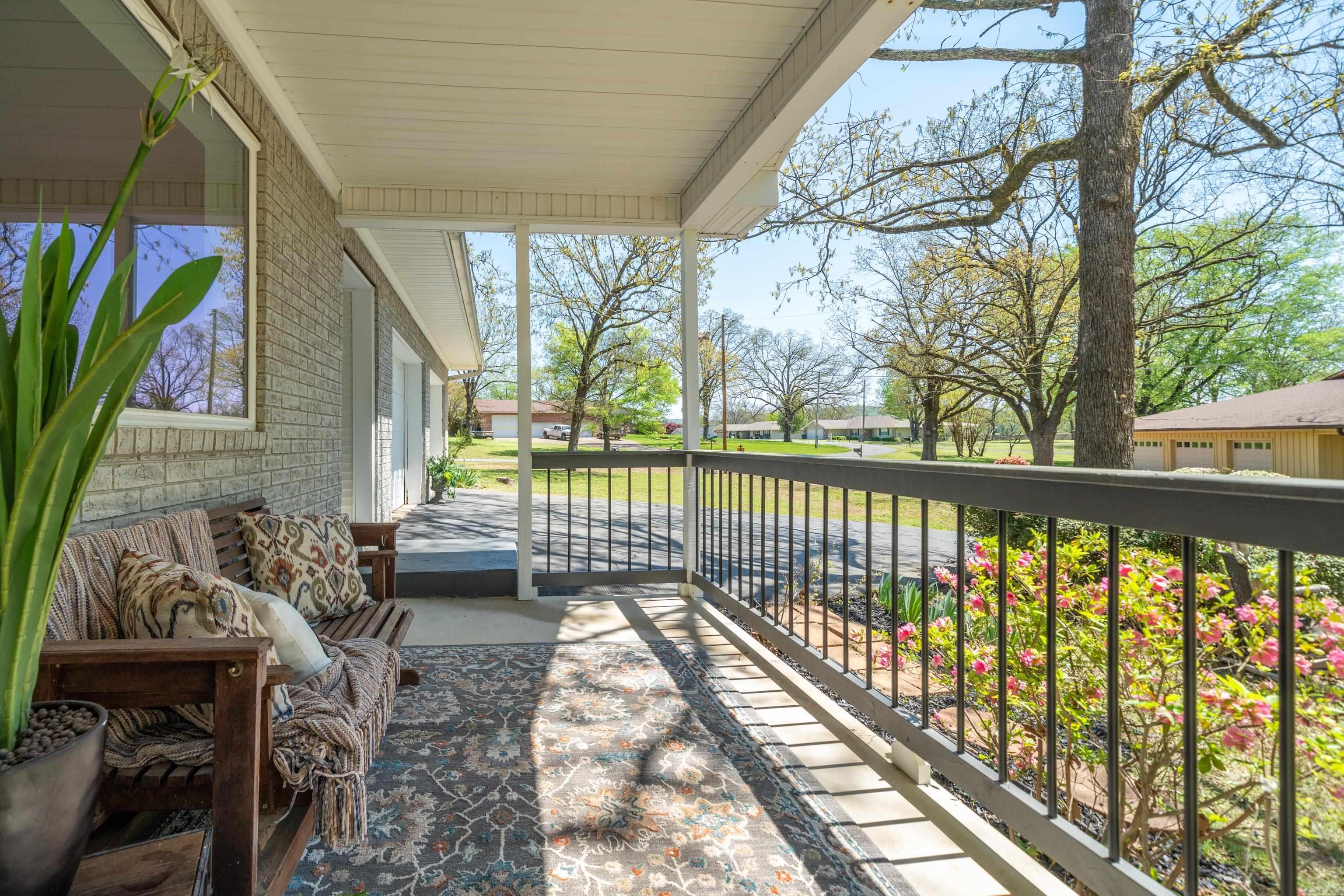 516 Beachview Circle Hot Springs, AR 71913