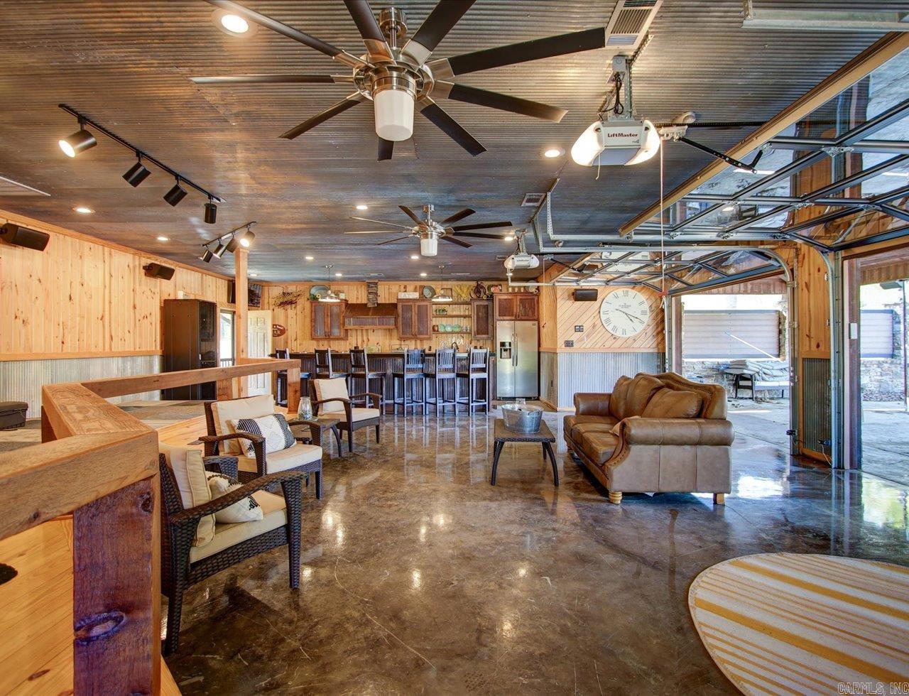 181  Clubhouse  Malvern, AR
