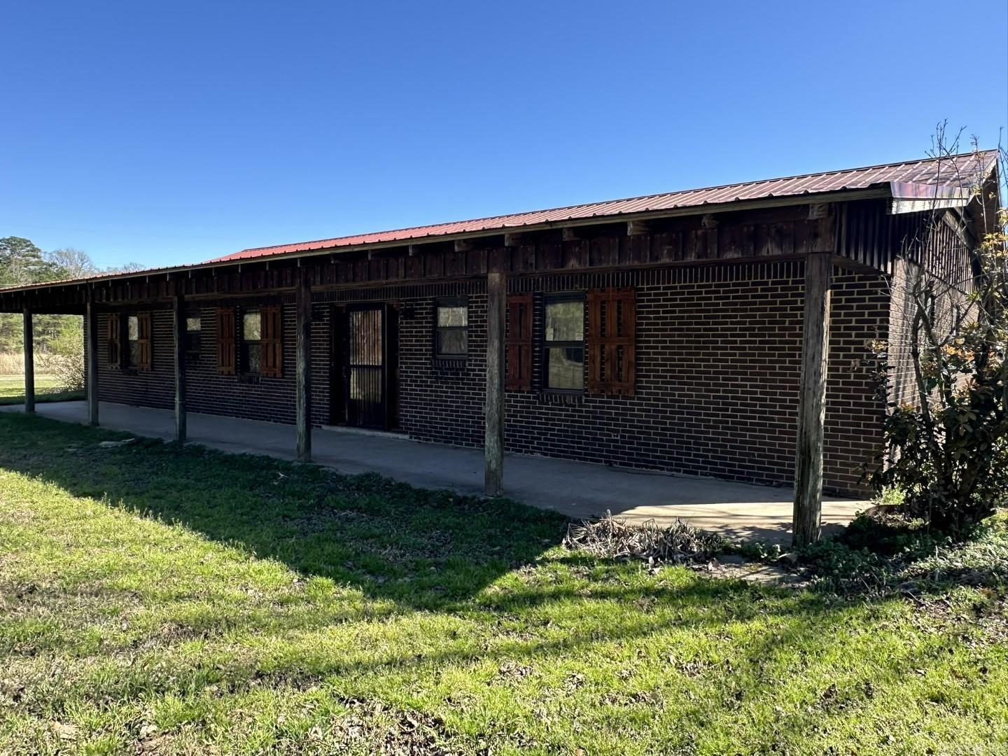 7000  Middle Warren  Pine Bluff, AR