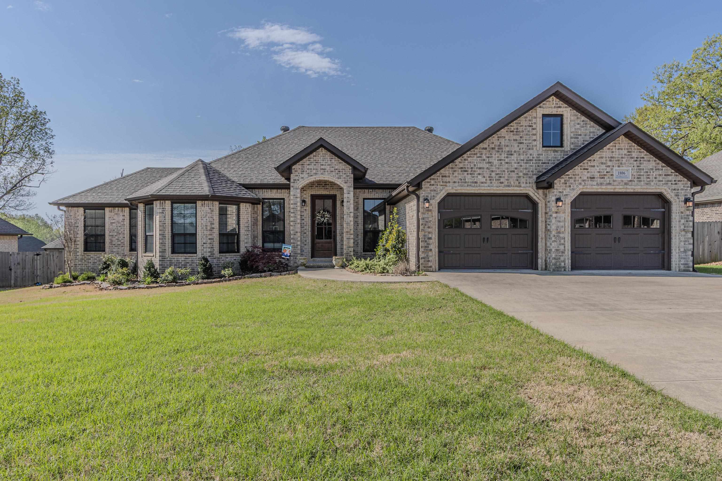 1806 Wedgewood Paragould, AR 72450