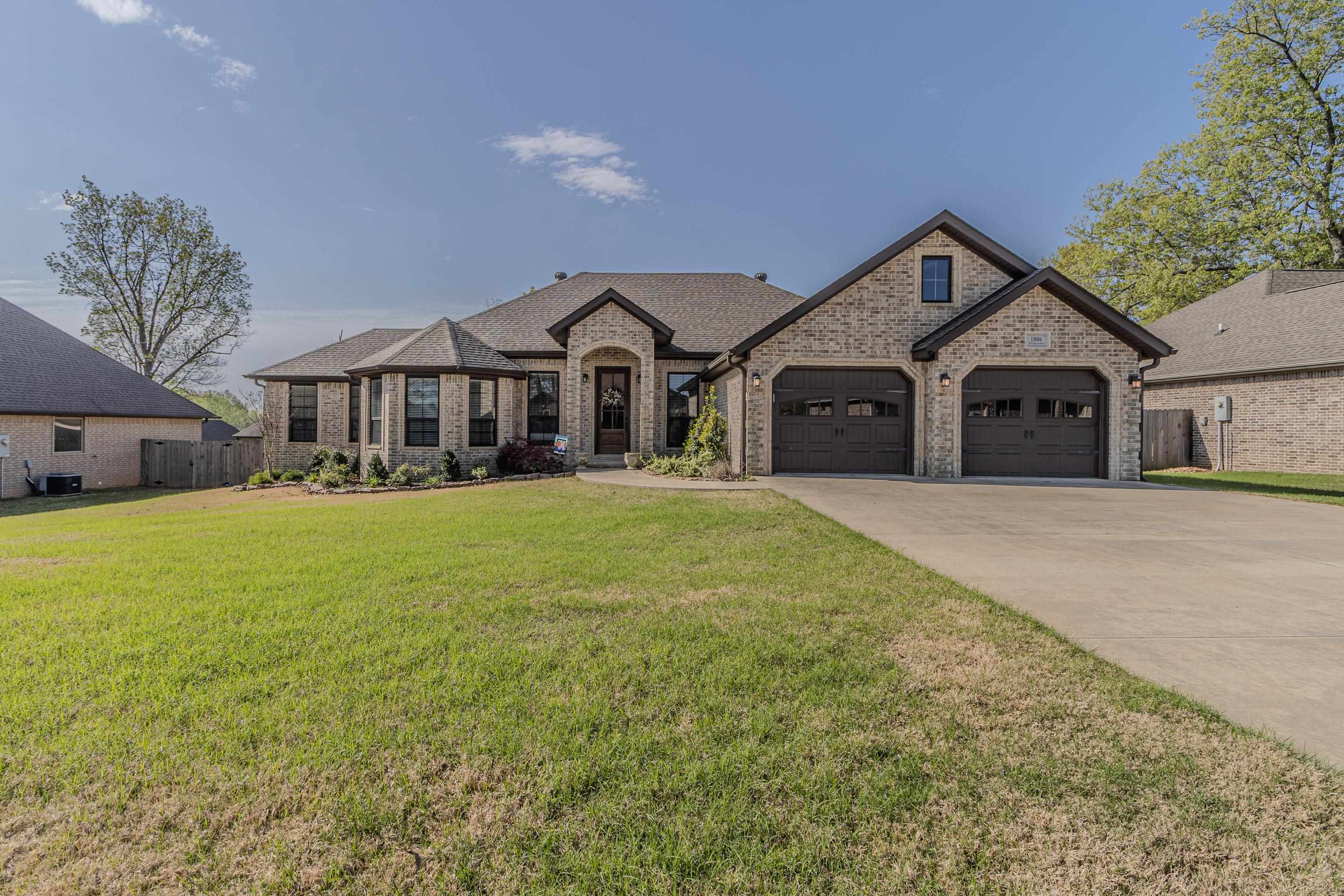 1806 Wedgewood Paragould, AR 72450