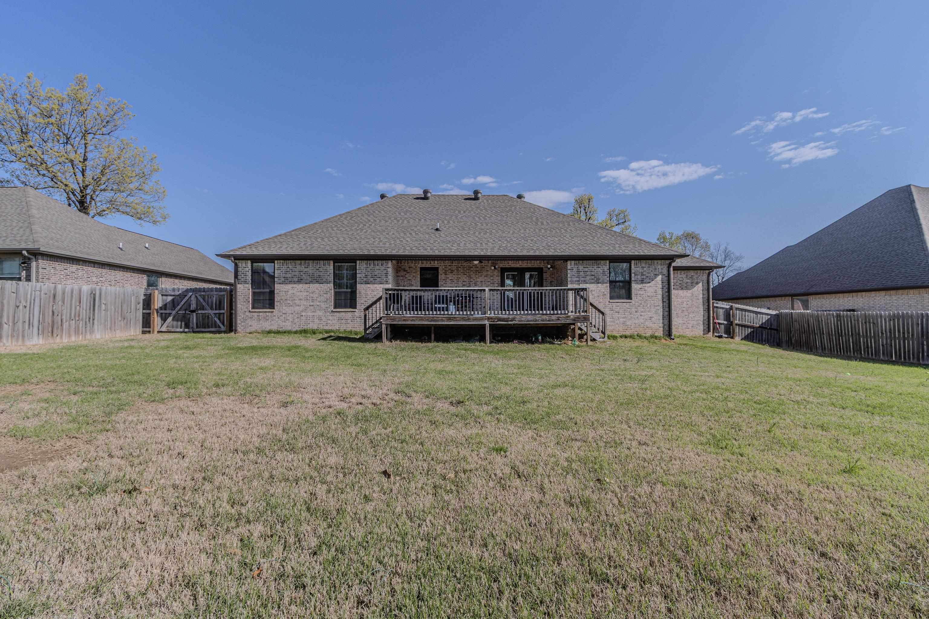 1806 Wedgewood Paragould, AR 72450