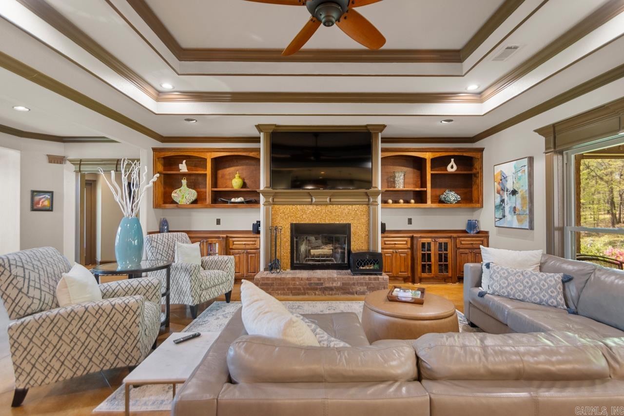 522  Valley Hill  Benton, AR