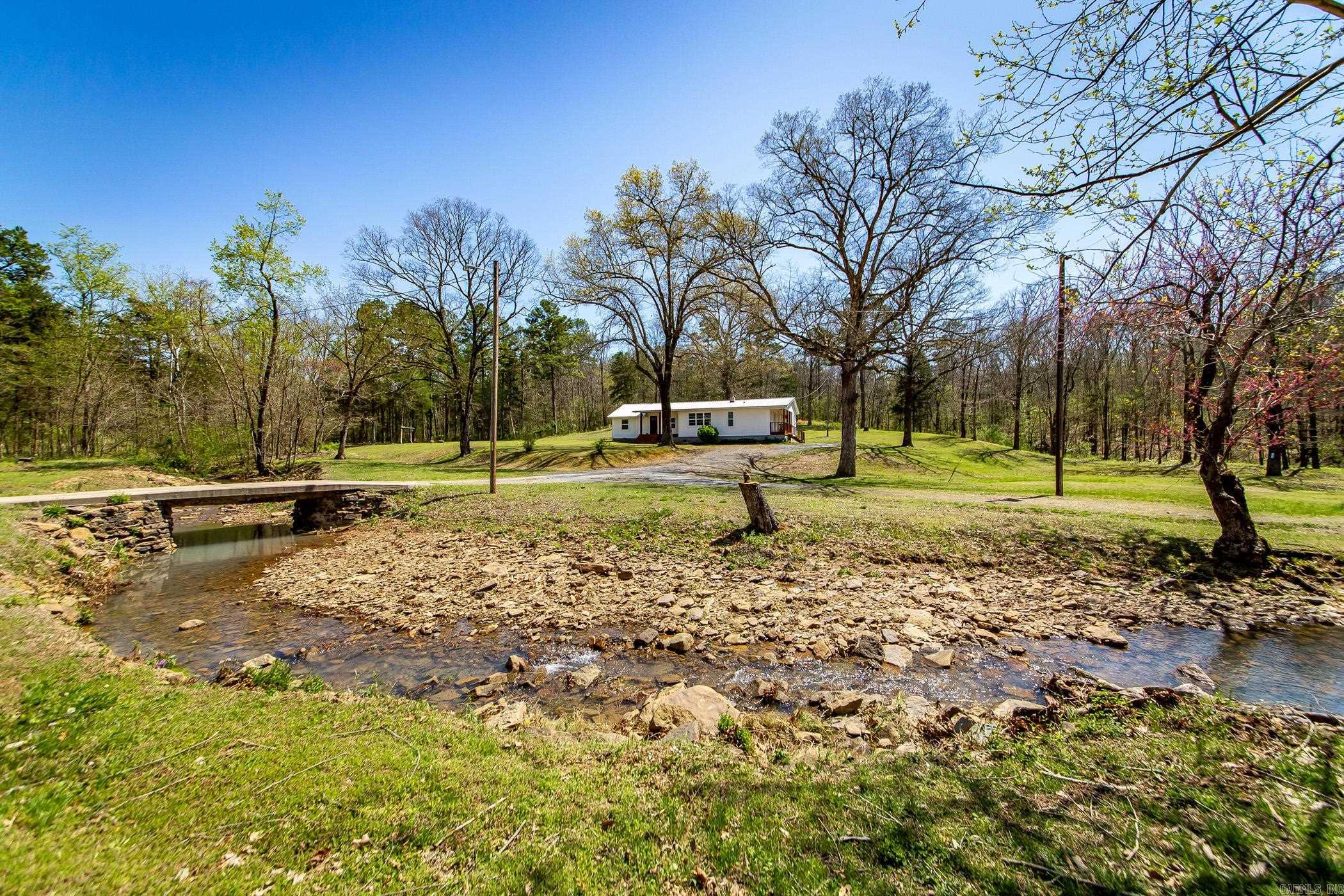 4066  Highway 16 East  Clinton, AR