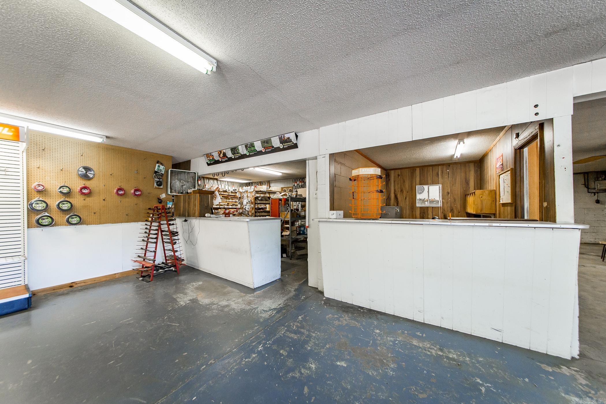 4066  Highway 16 East  Clinton, AR