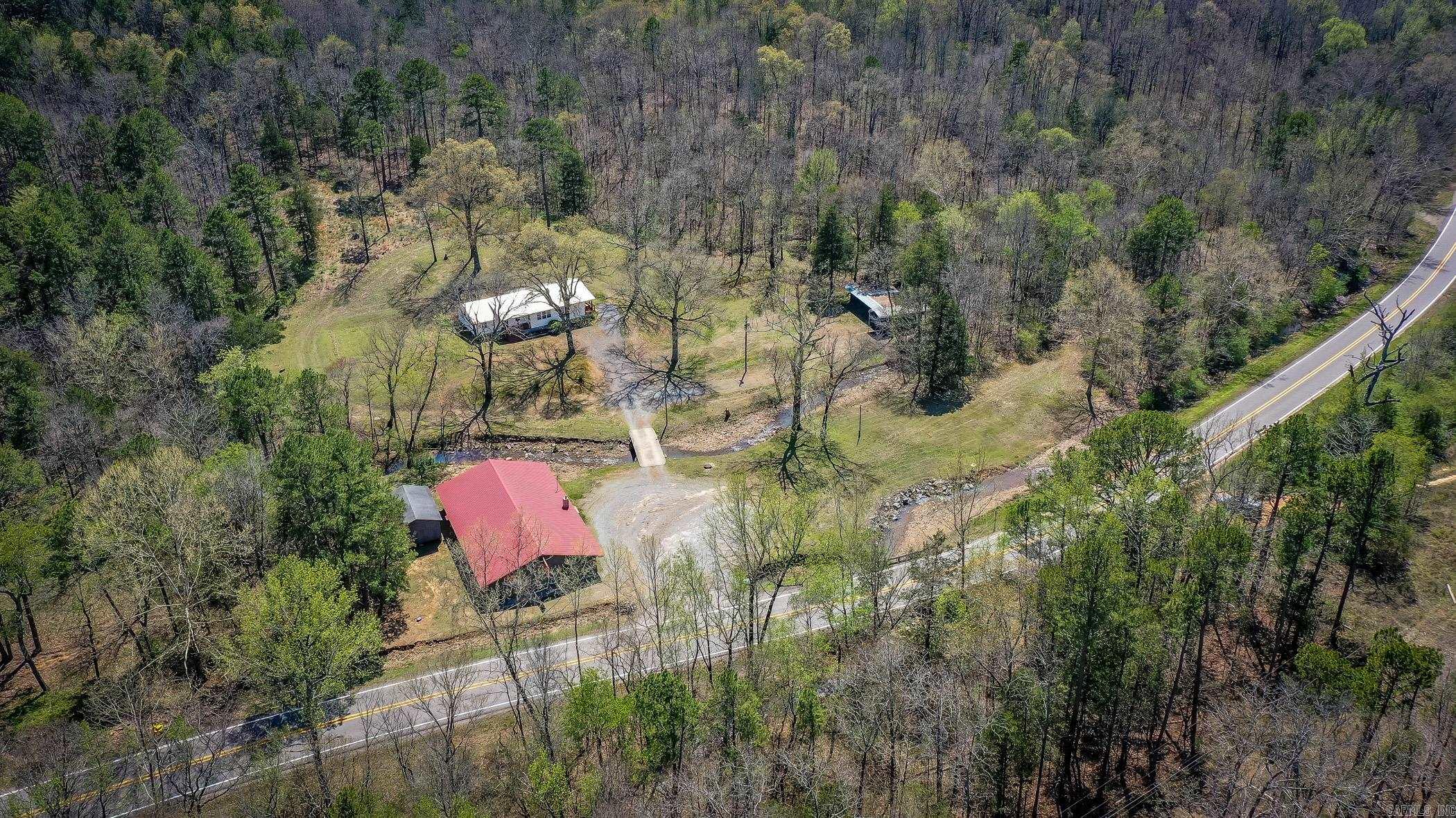 4066  Highway 16 East  Clinton, AR