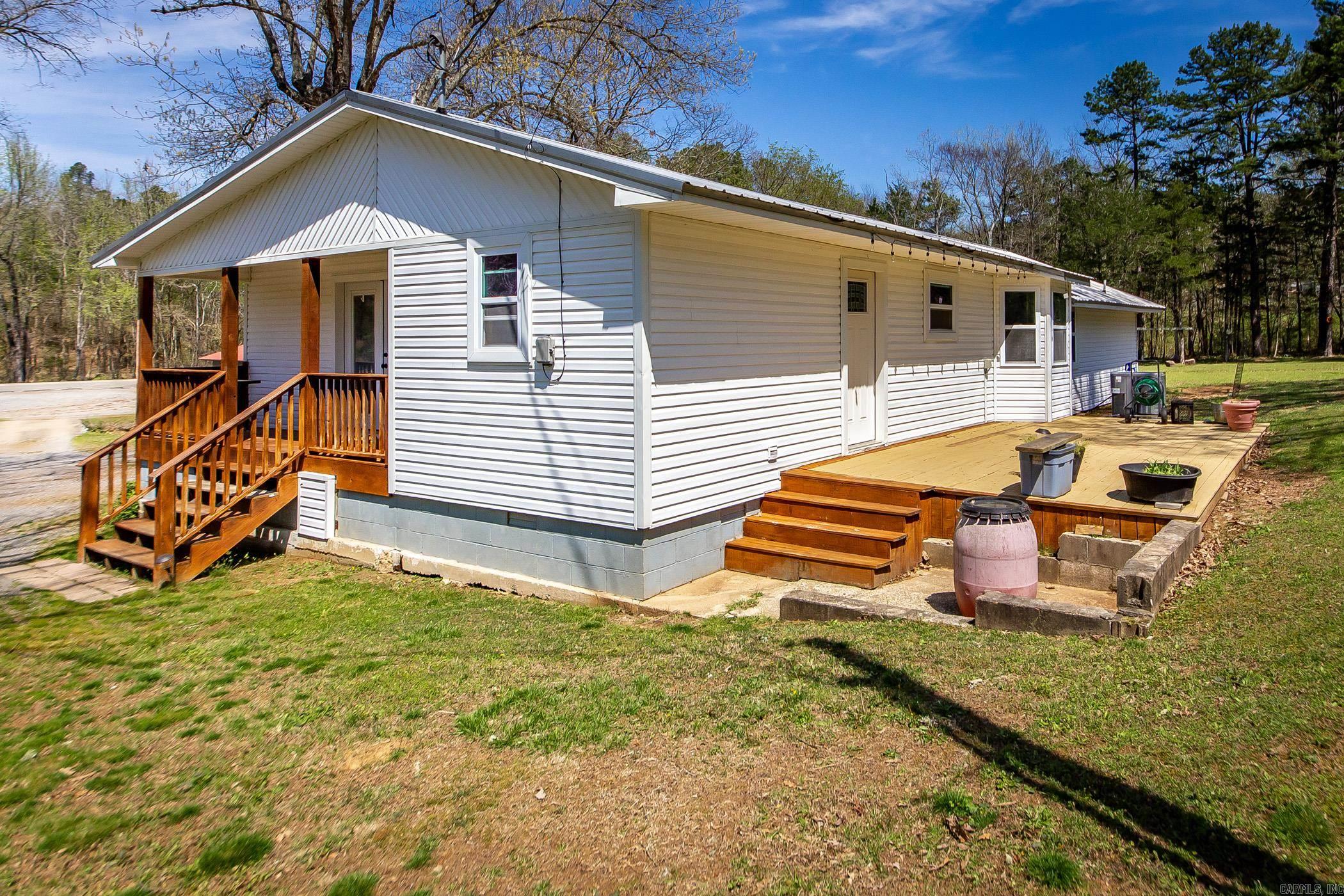 4066  Highway 16 East  Clinton, AR