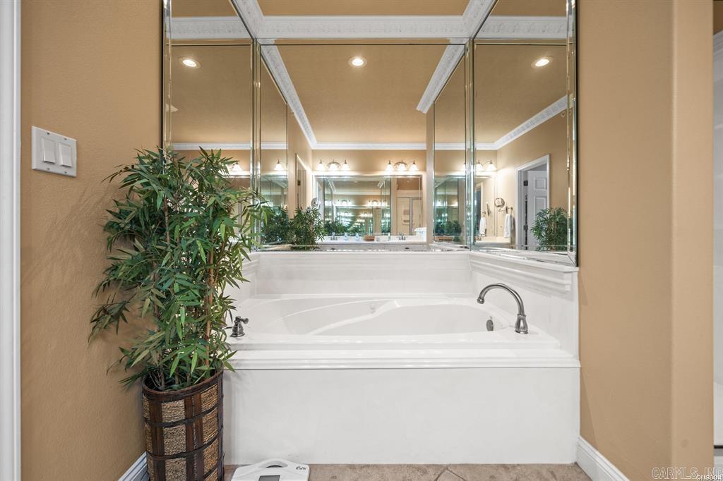 1380  Airport  Hot Springs, AR