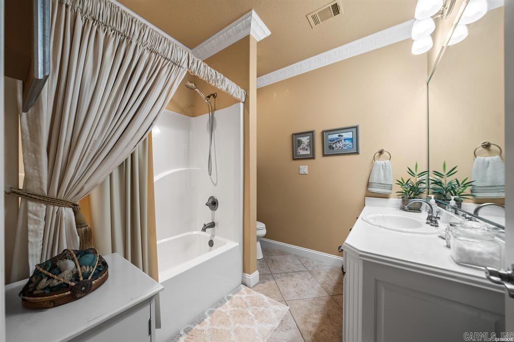 1380  Airport  Hot Springs, AR