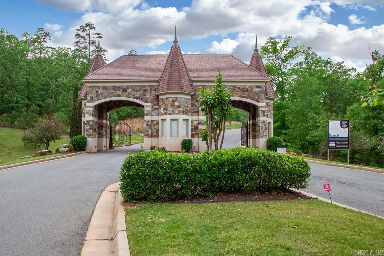 13908  Ridge Point  Roland, AR